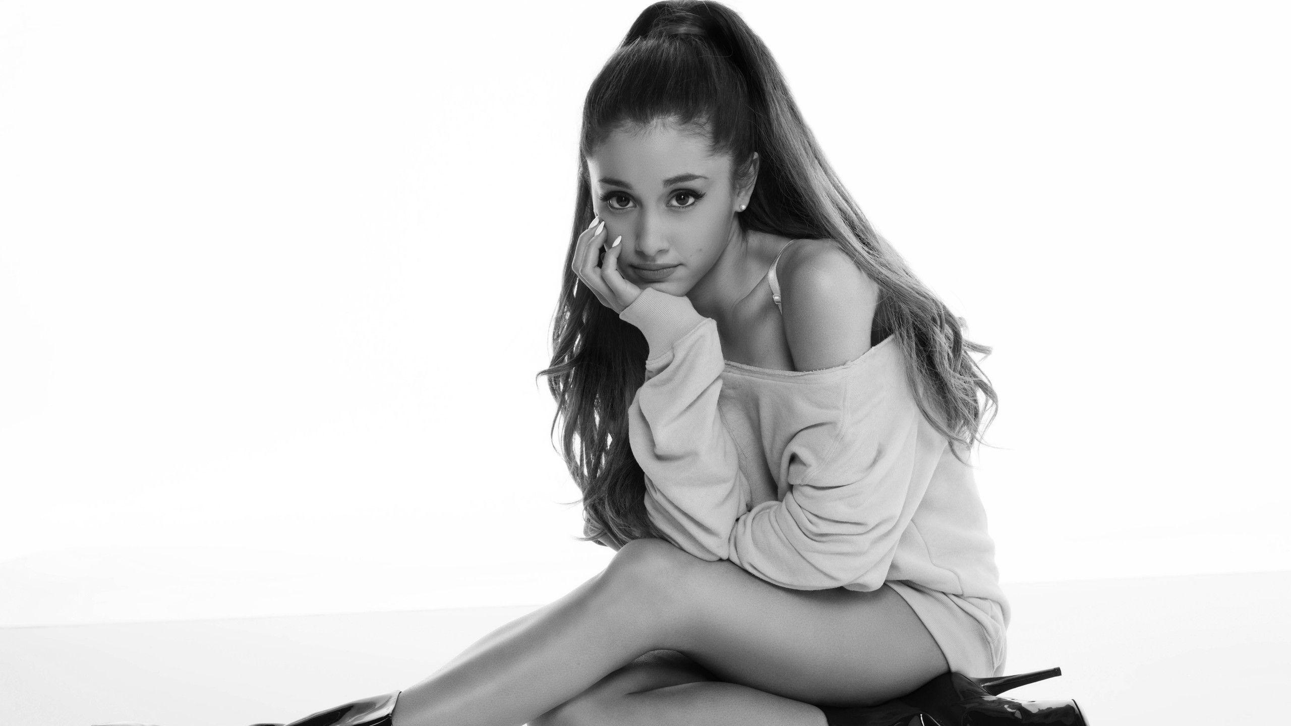 ariana grande yours truly hd Wallpapers