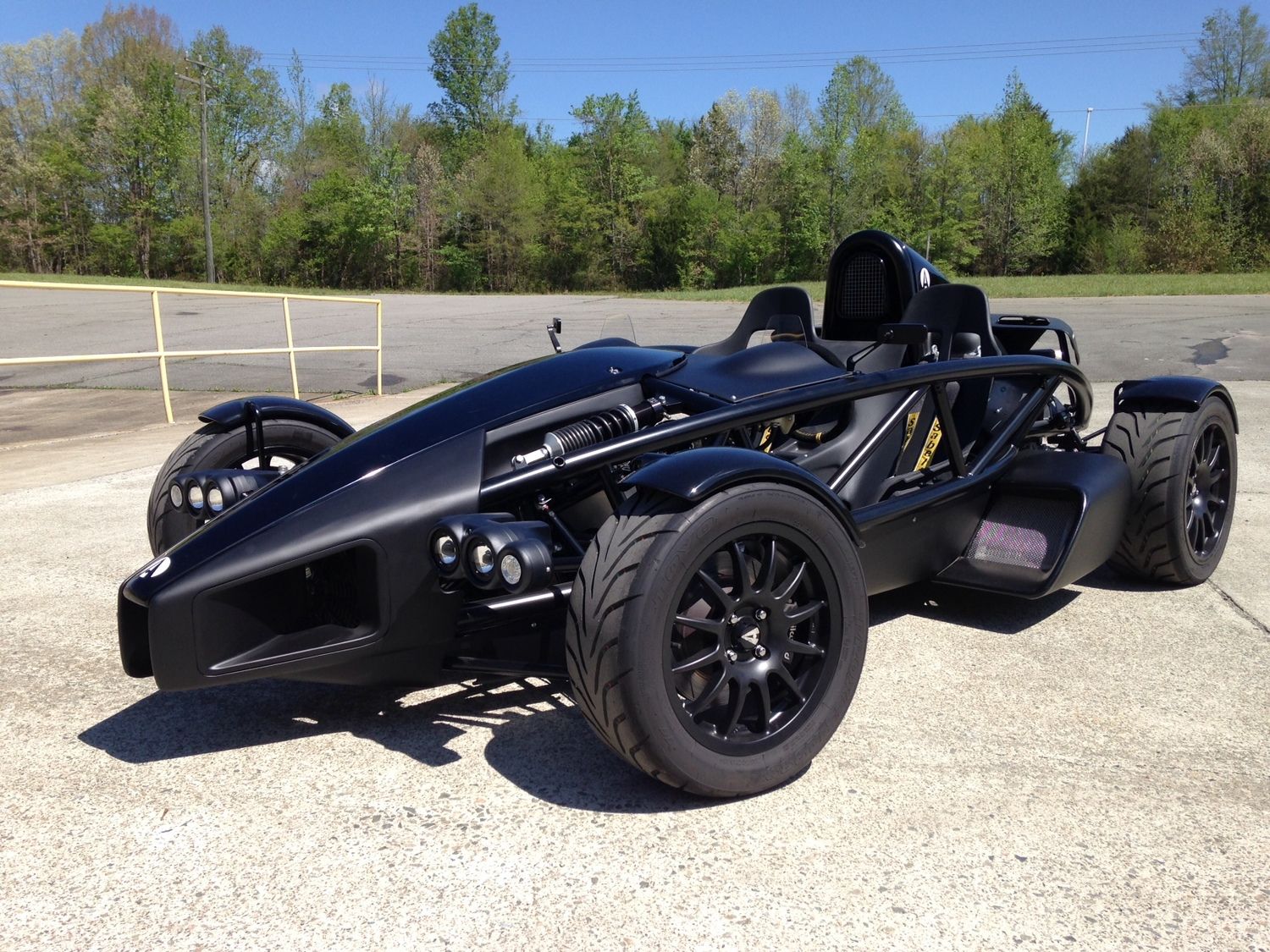 Ariel Atom Wallpapers