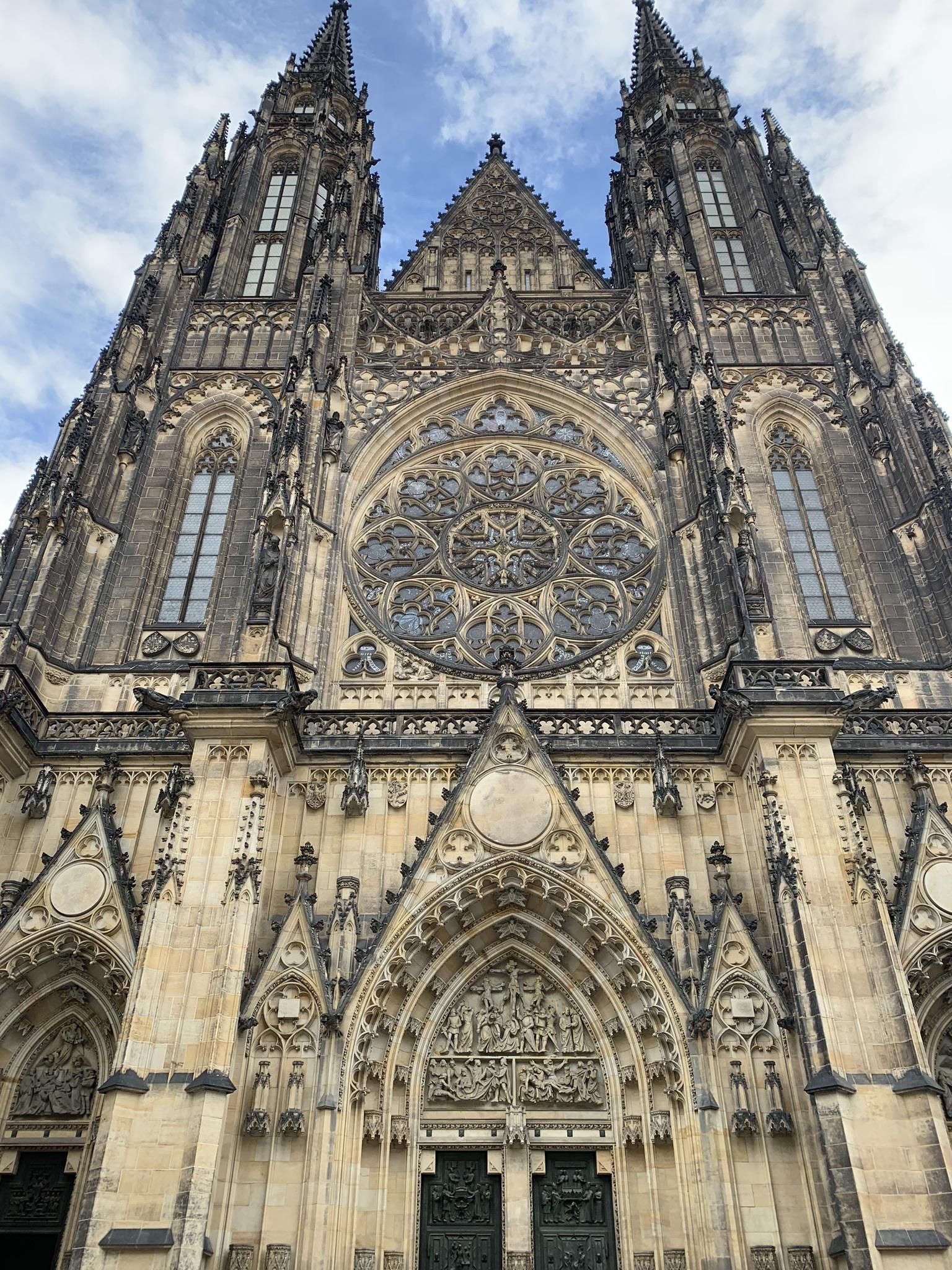 Arras Cathedral Wallpapers