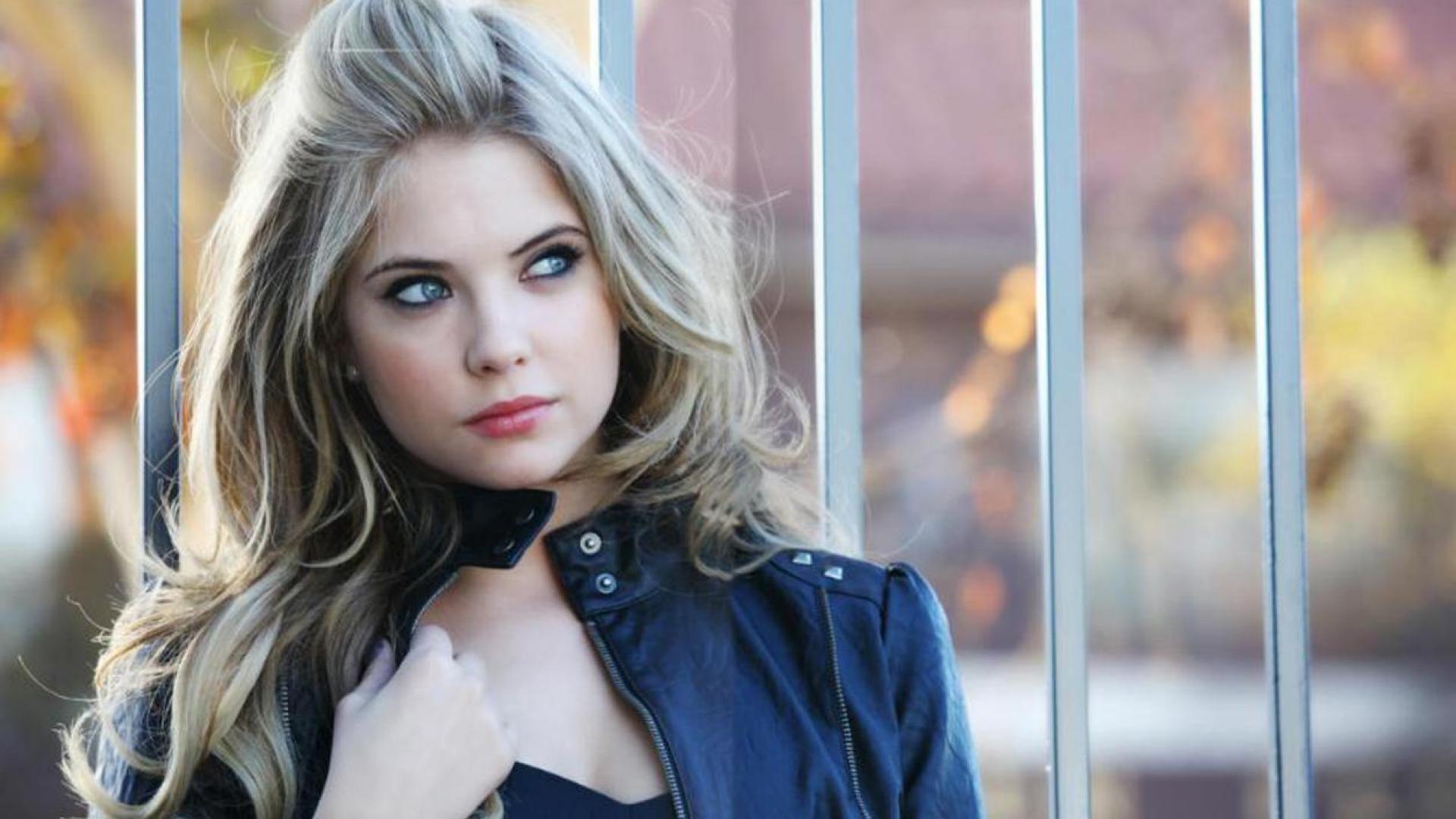 Ashley Benson 2018 Wallpapers