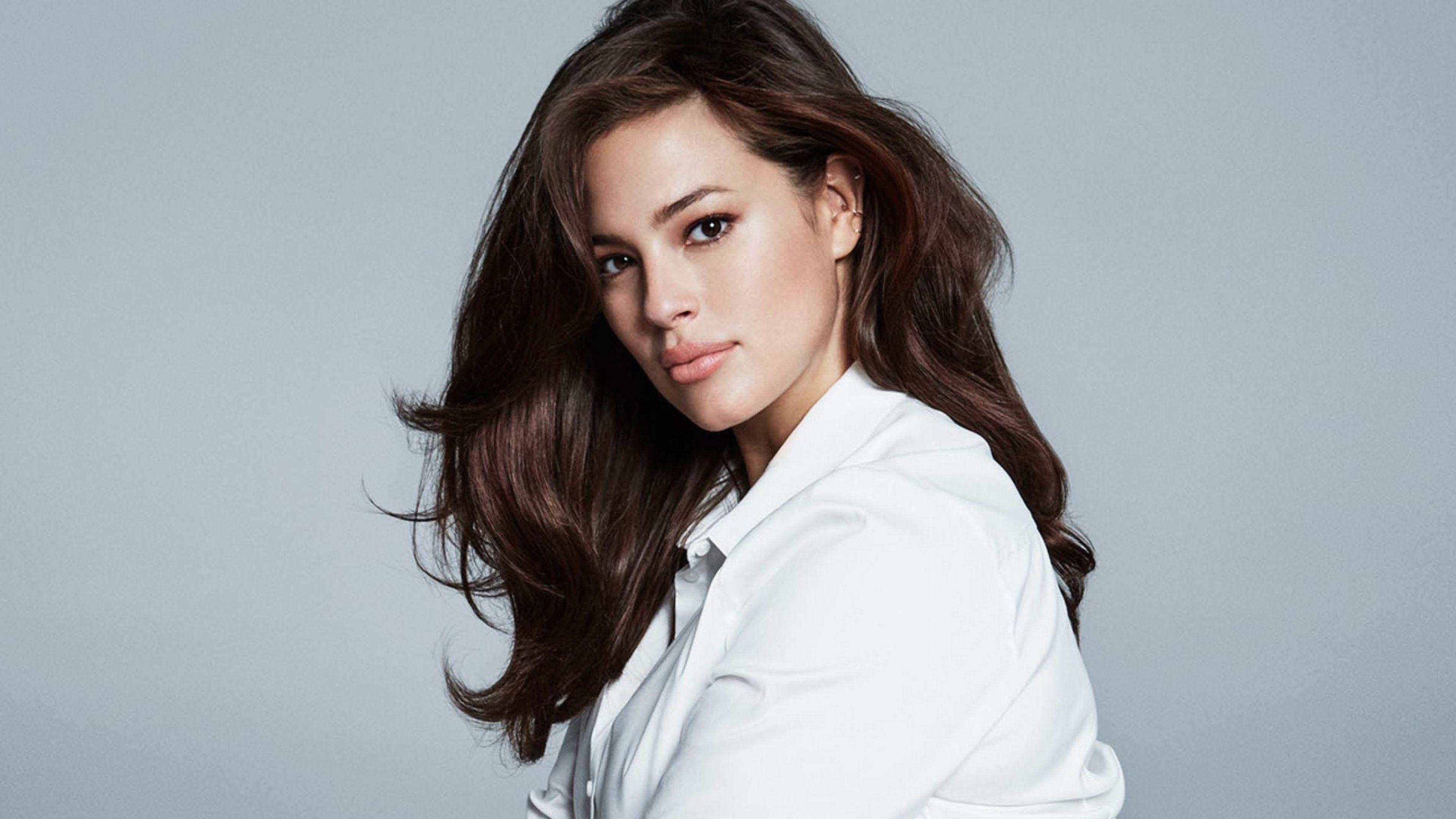 Ashley Graham Wallpapers