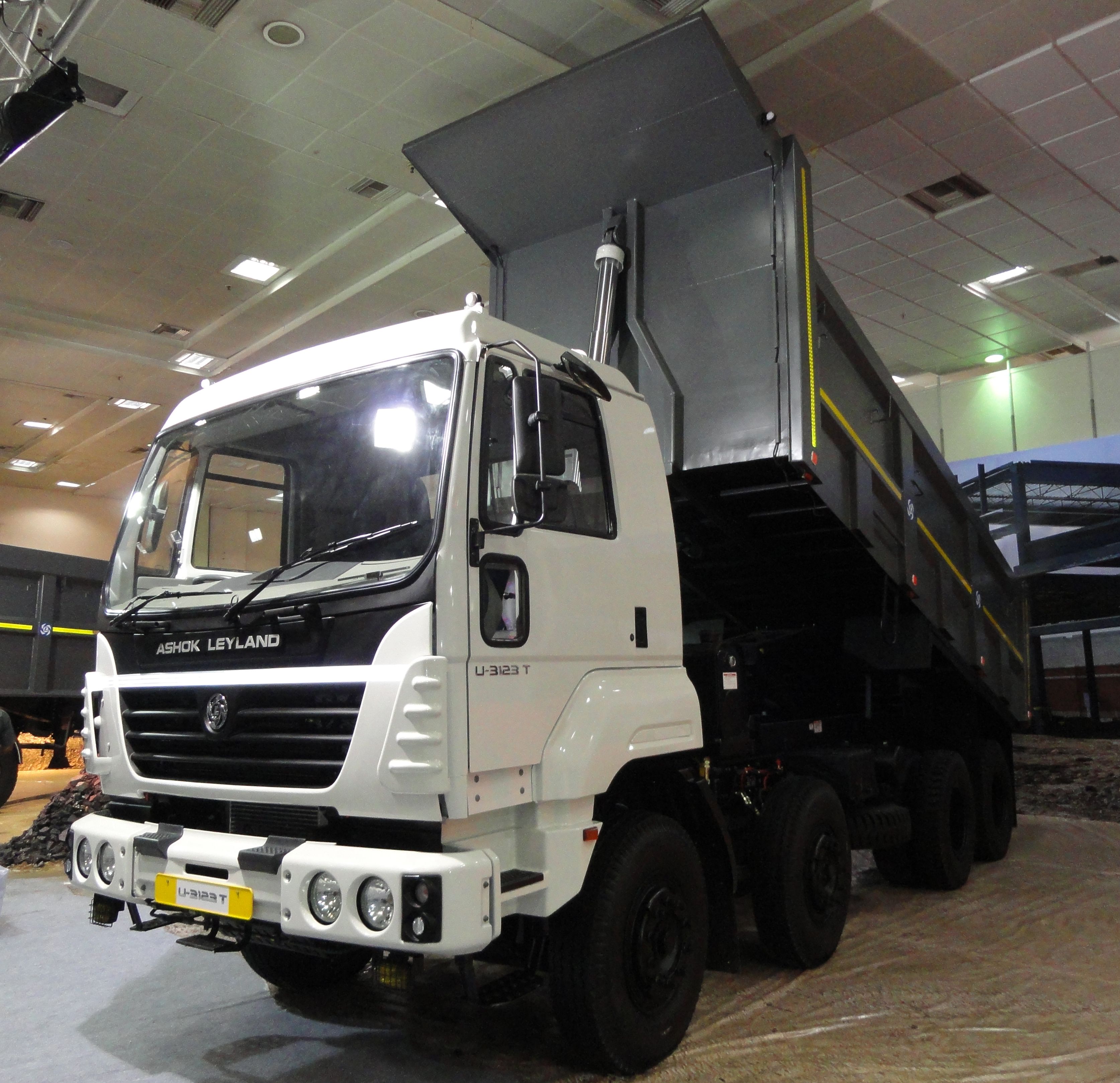 Ashok Leyland Avia Wallpapers