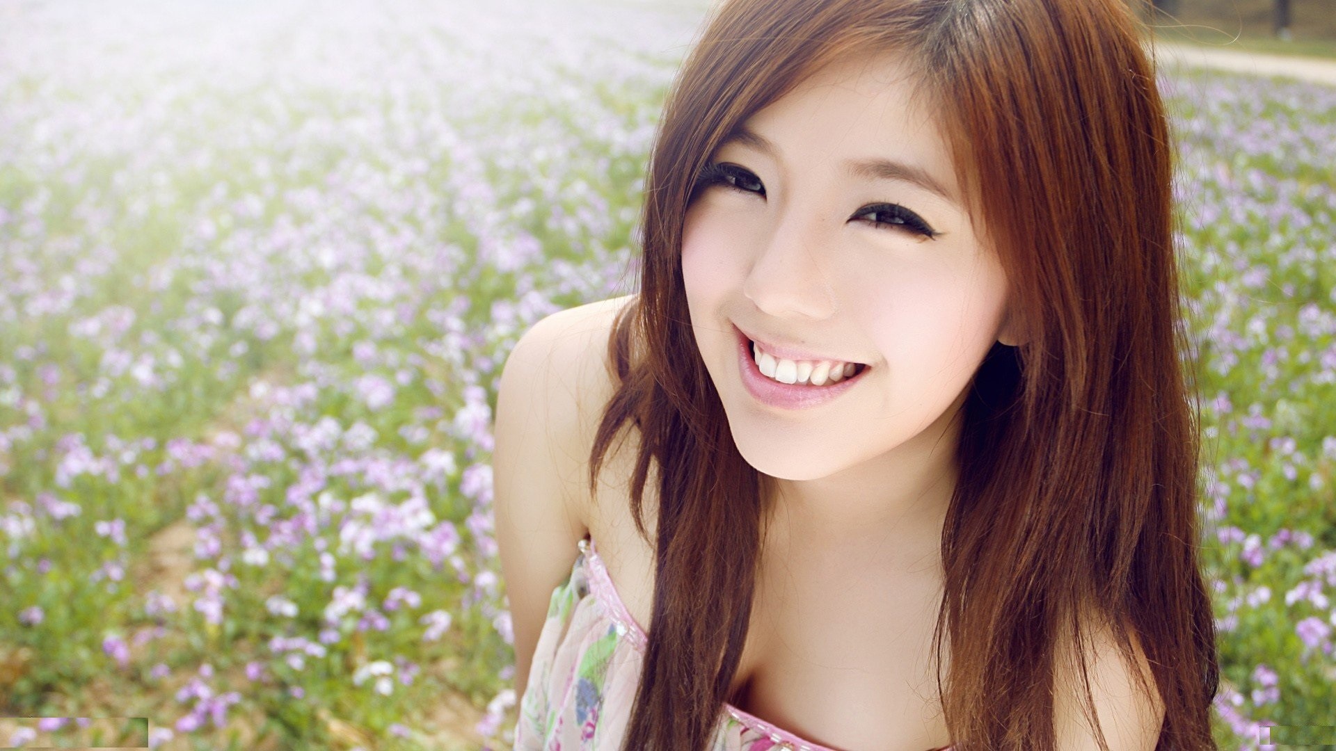 Asian Girls Wallpapers