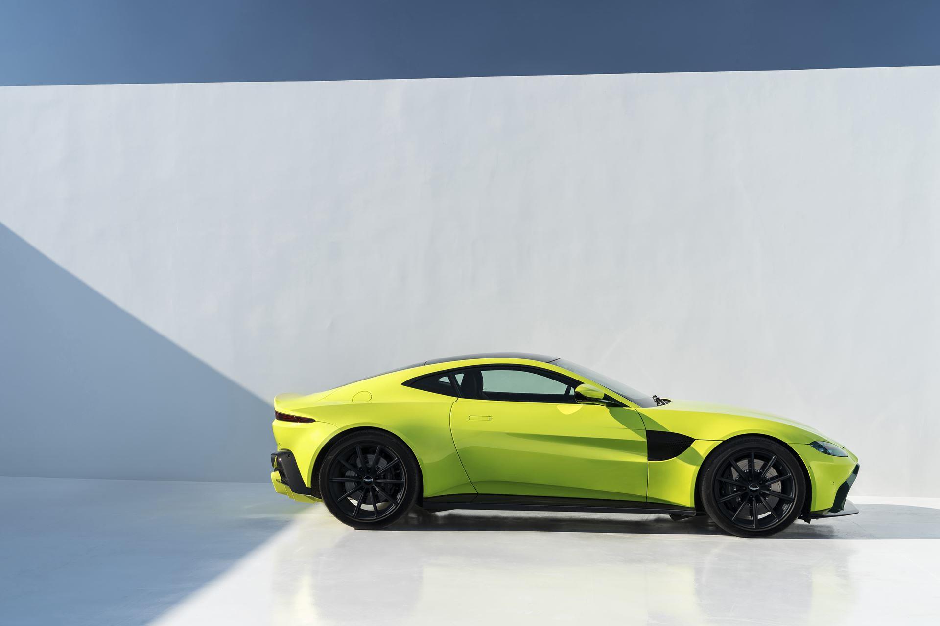 Aston Martin 2018 Wallpapers