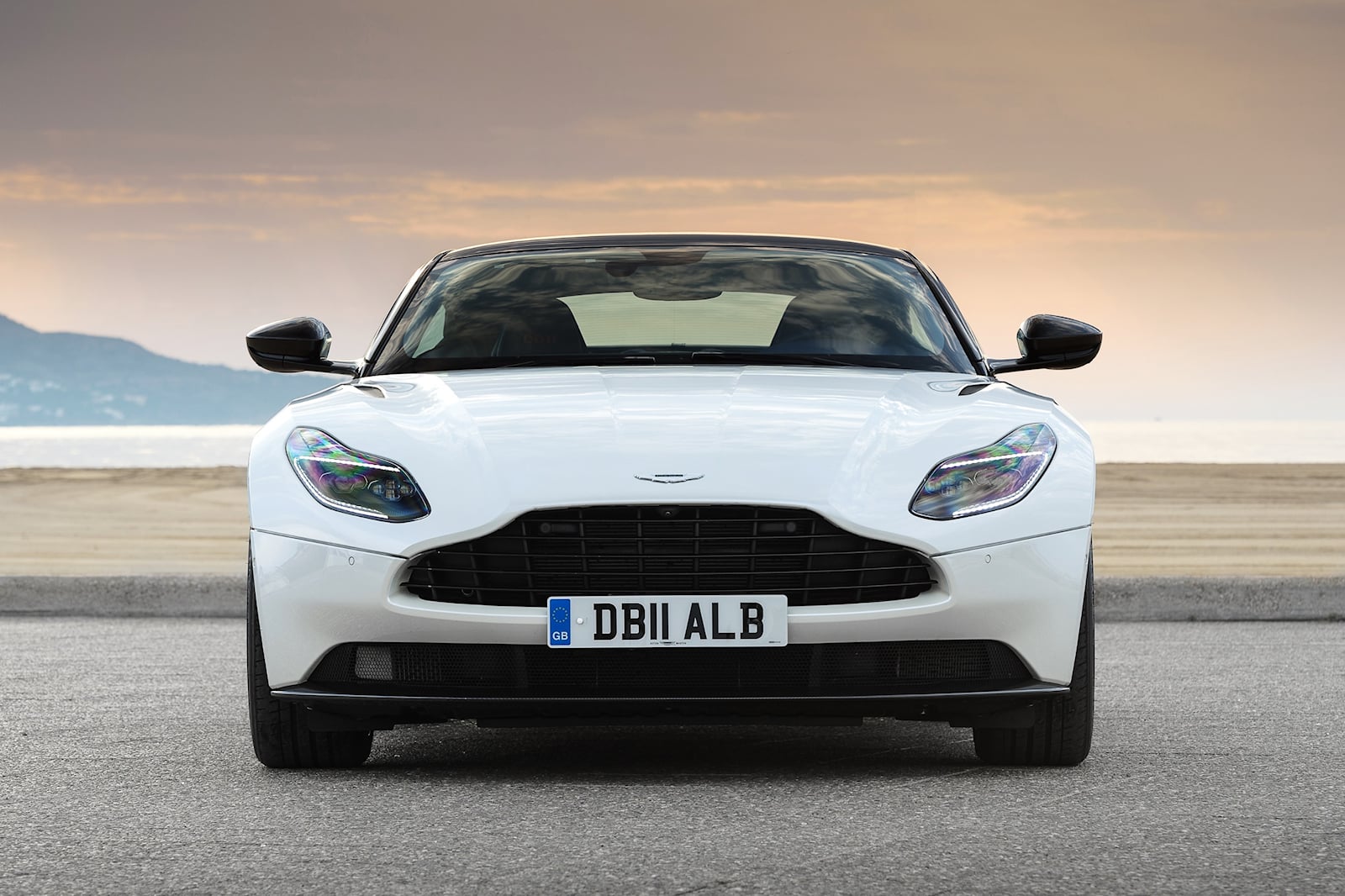 Aston Martin Db11 Volante Front 2018 Wallpapers