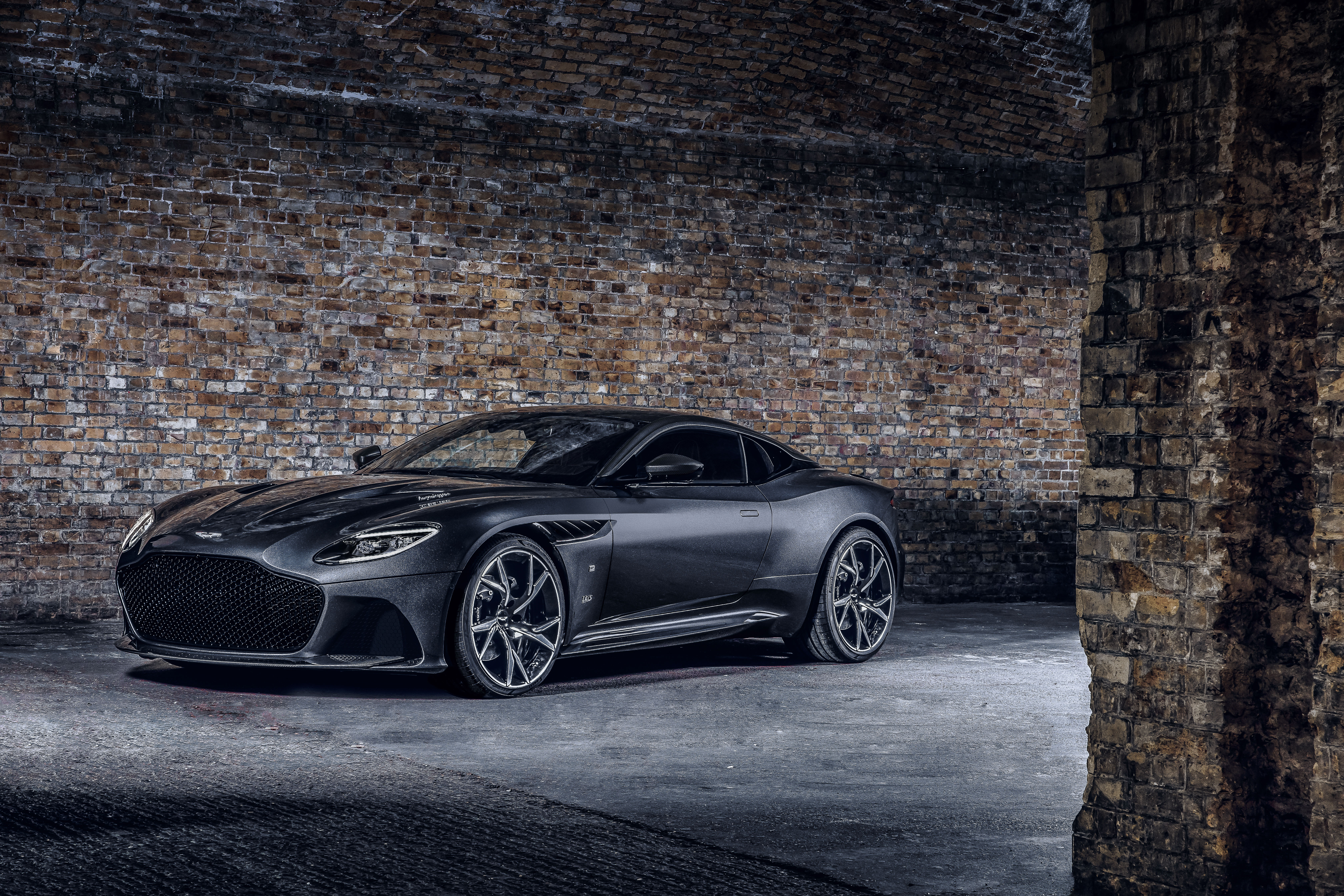 Aston Martin Dbs Superleggera Volante Wallpapers