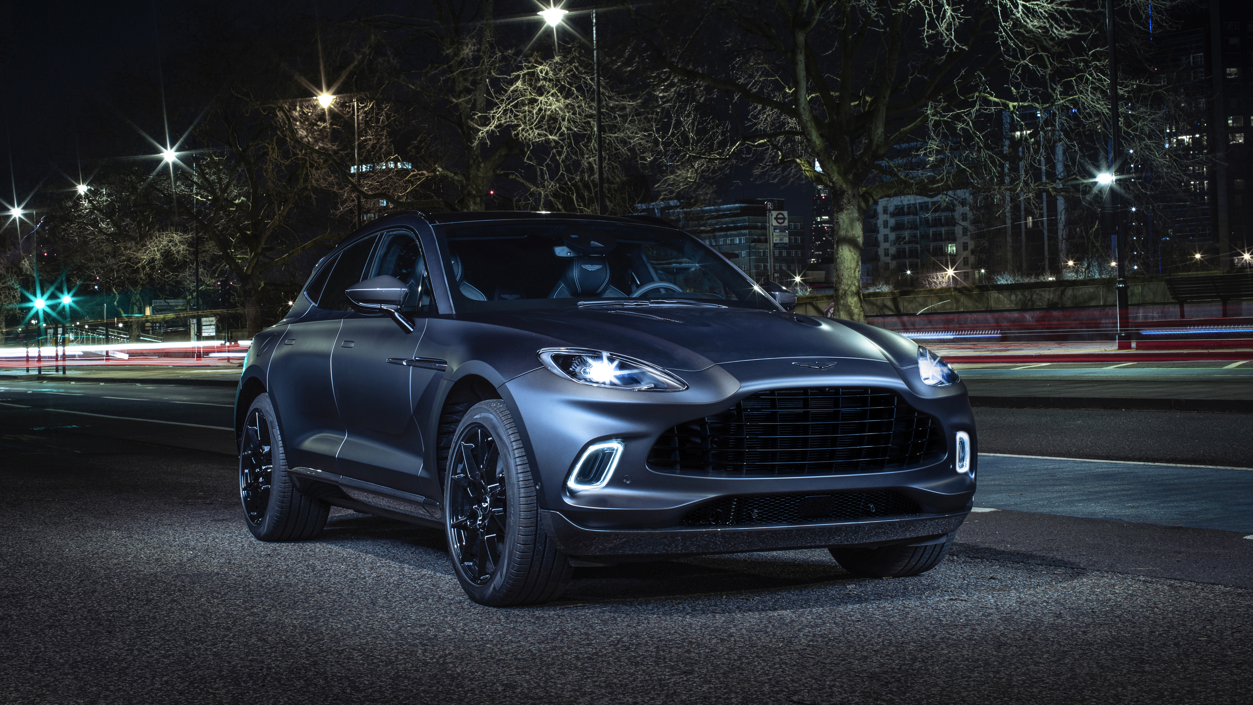 Aston Martin Dbx Wallpapers