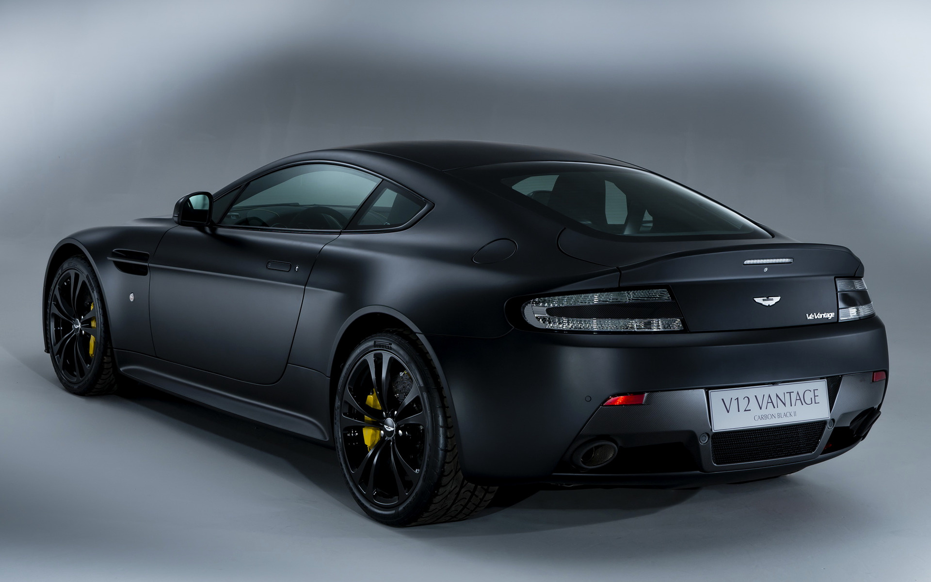 Aston Martin Dragon 88 Wallpapers