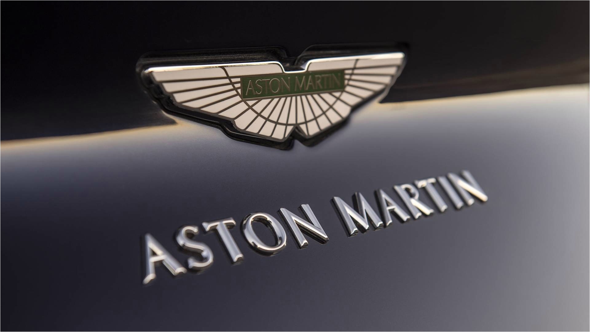 Aston Martin Logo Wallpapers