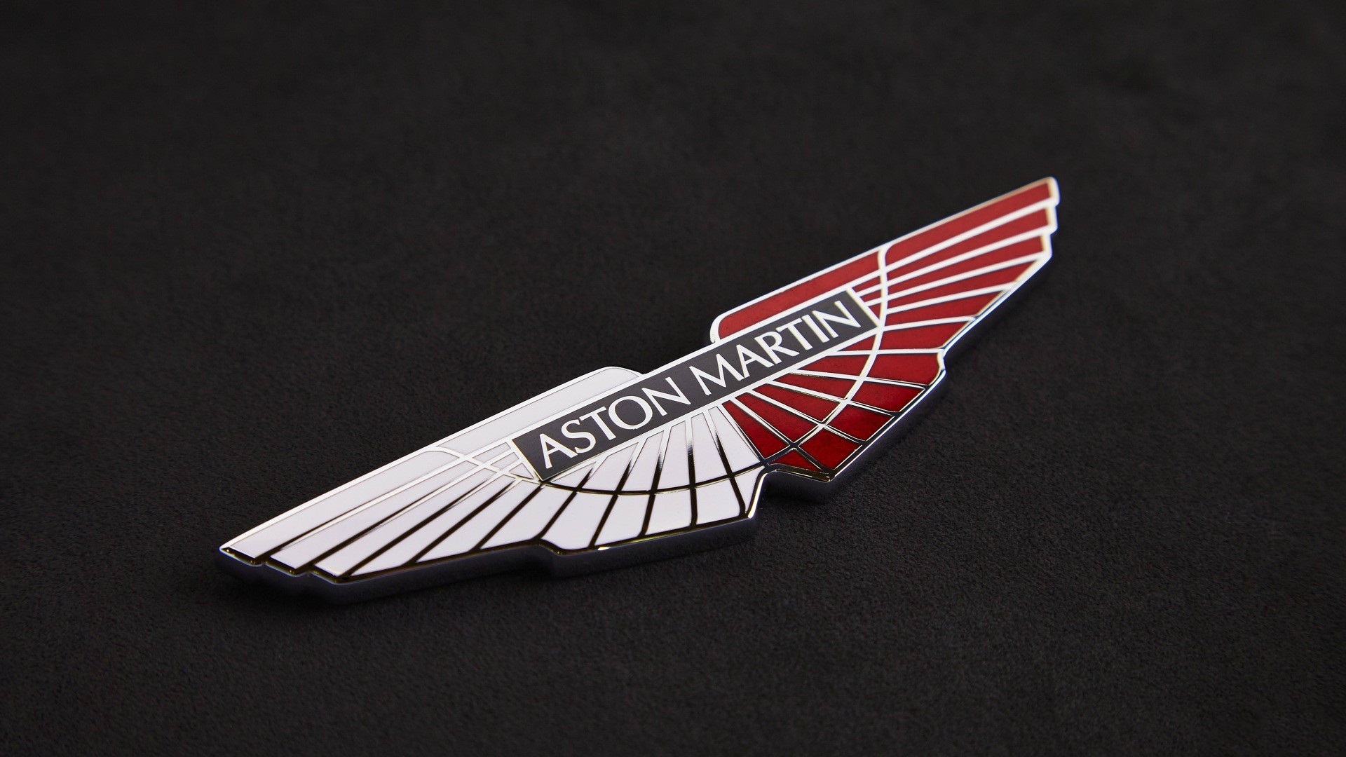 Aston Martin Logo Wallpapers