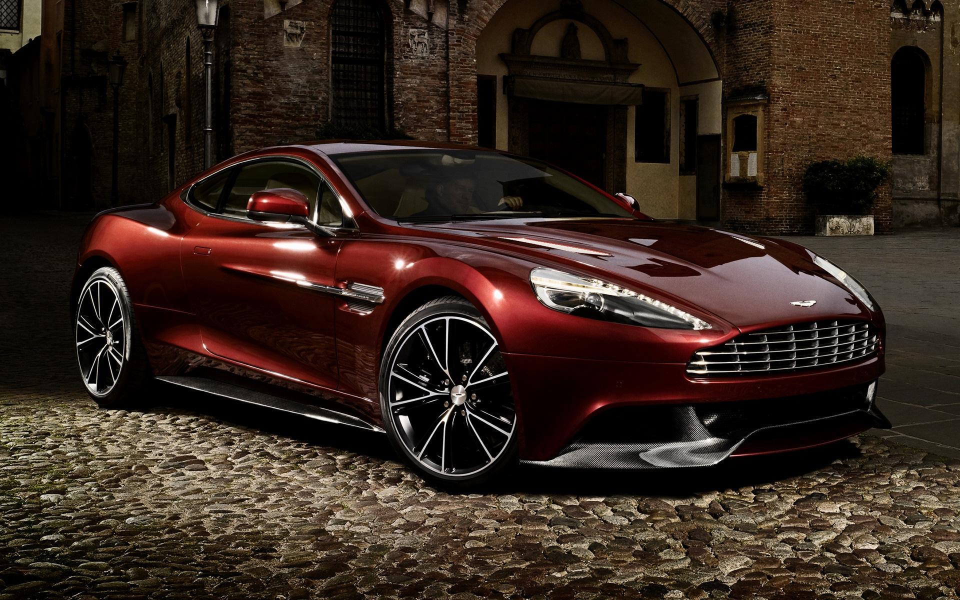 Aston Martin Vanquish 2016 Wallpapers