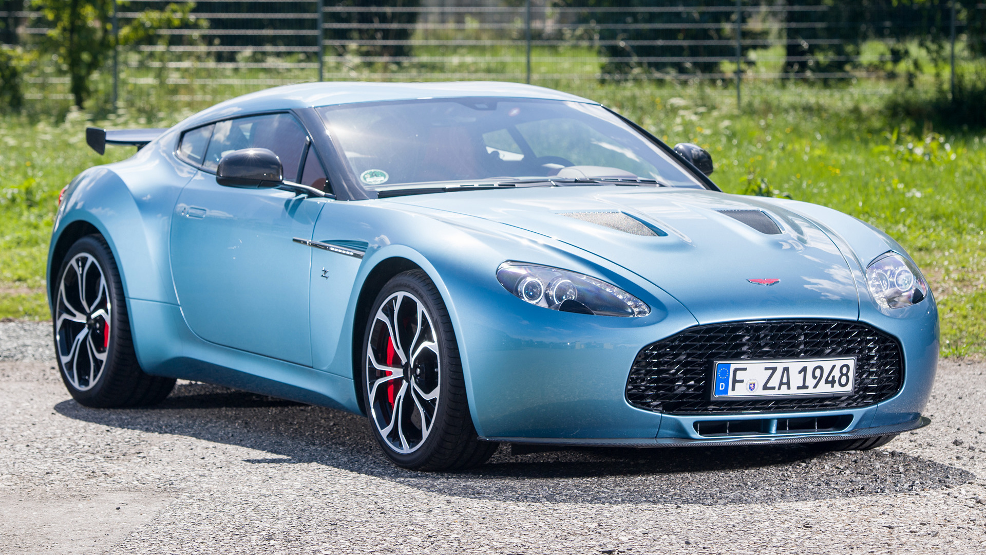 Aston Martin Vanquish Zagato Wallpapers