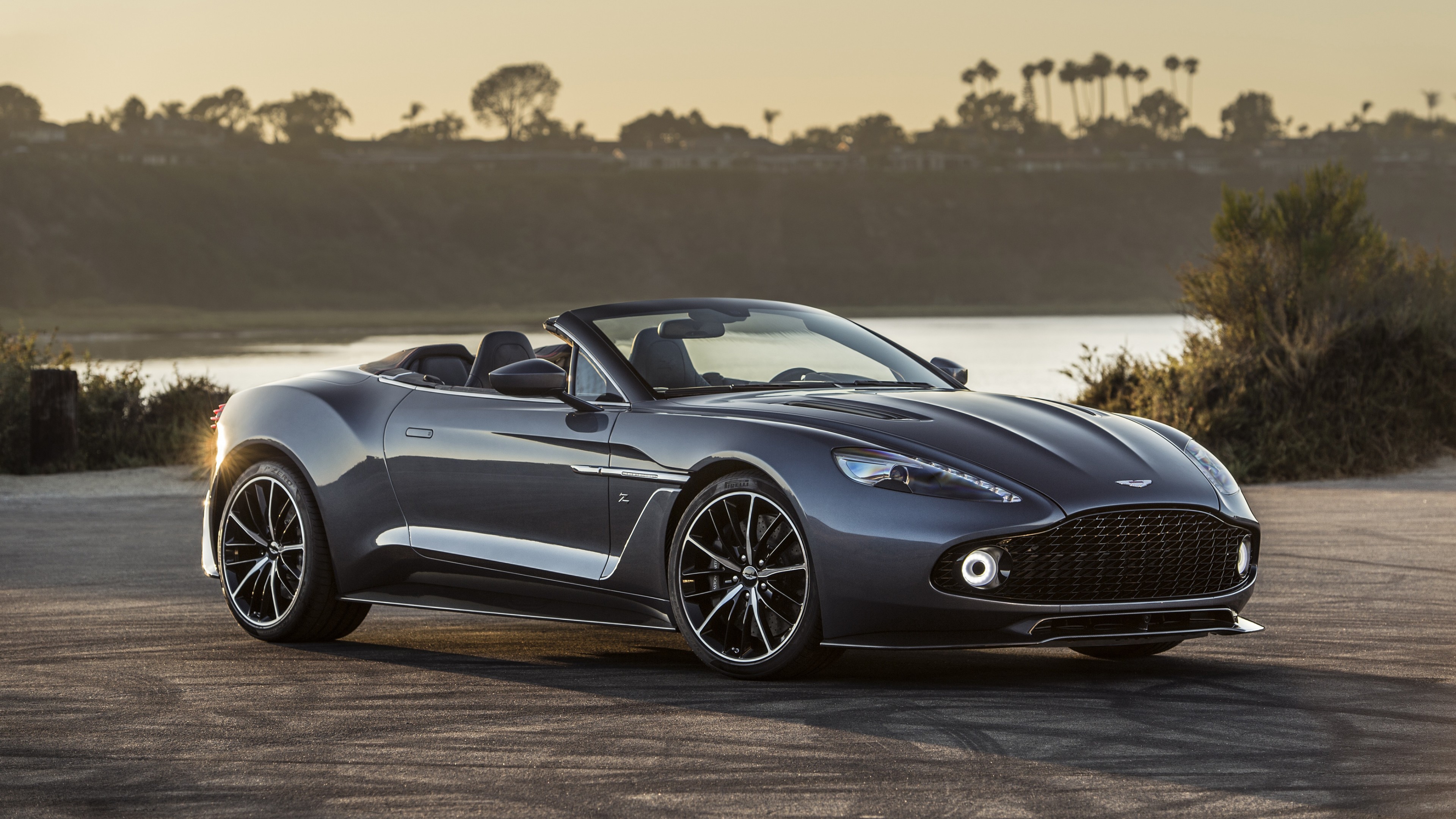 Aston Martin Vanquish Zagato Wallpapers