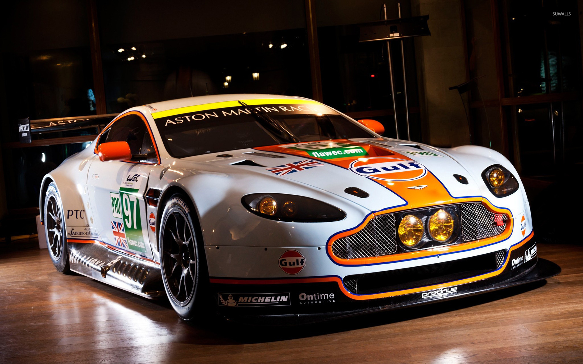 Aston Martin Vantage Gt2 Wallpapers