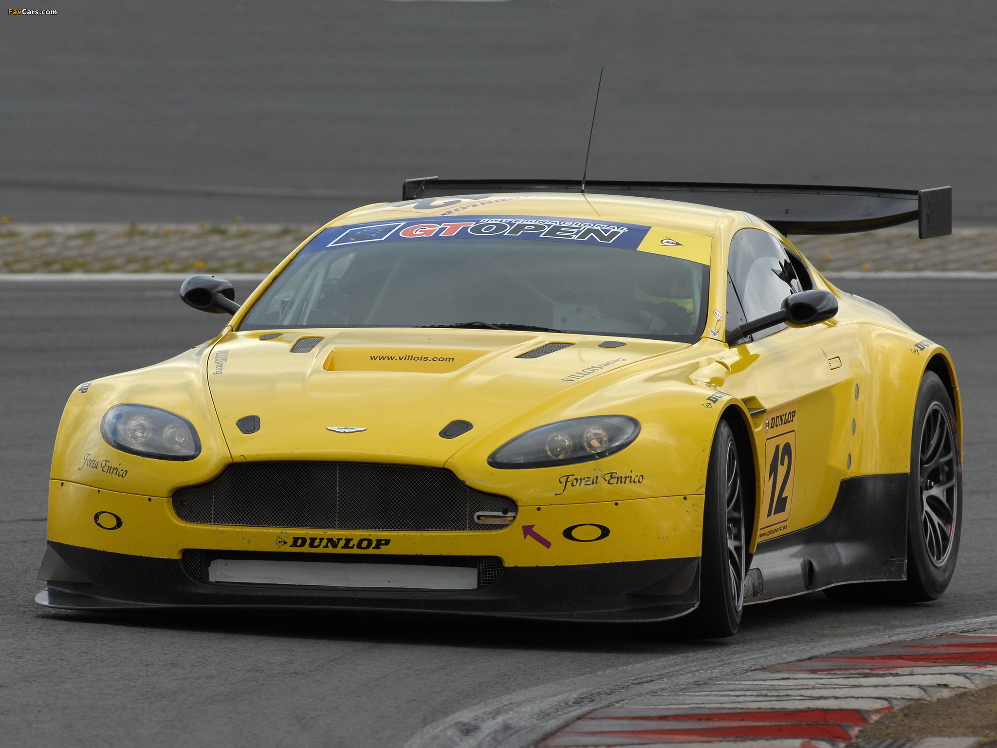 Aston Martin Vantage Gt2 Wallpapers