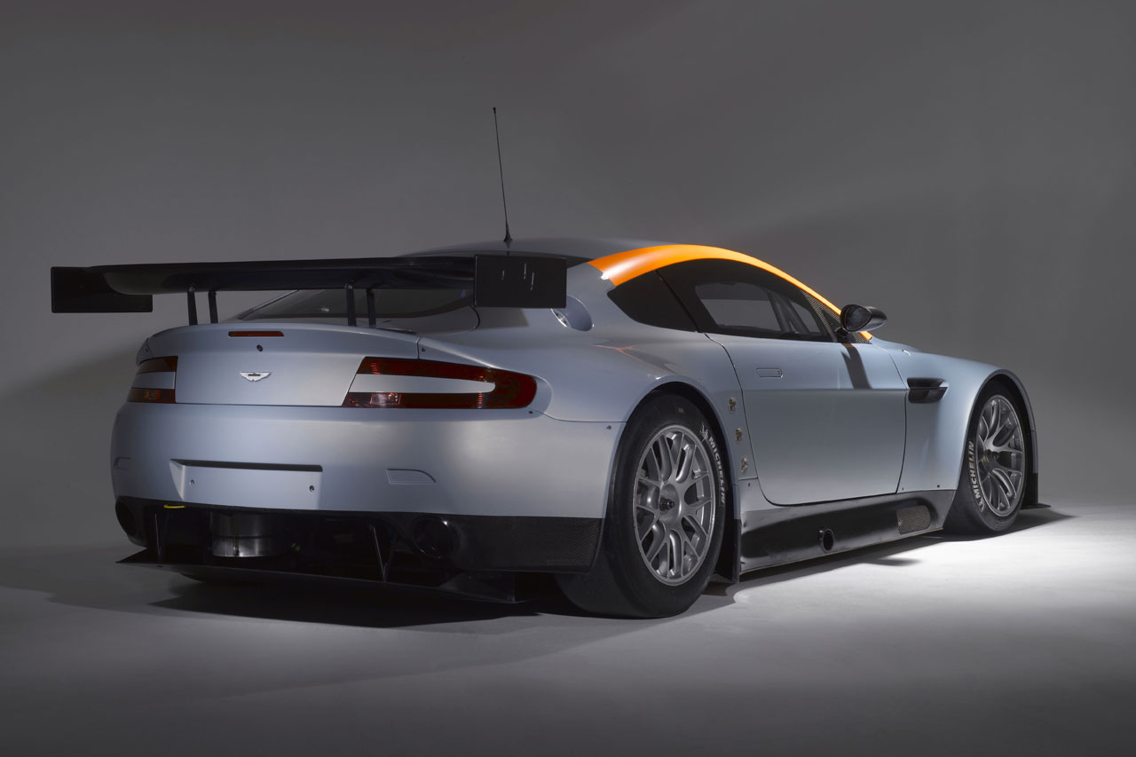 Aston Martin Vantage Gt4 Wallpapers