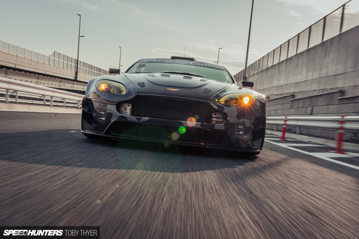 Aston Martin Vantage N24 Wallpapers