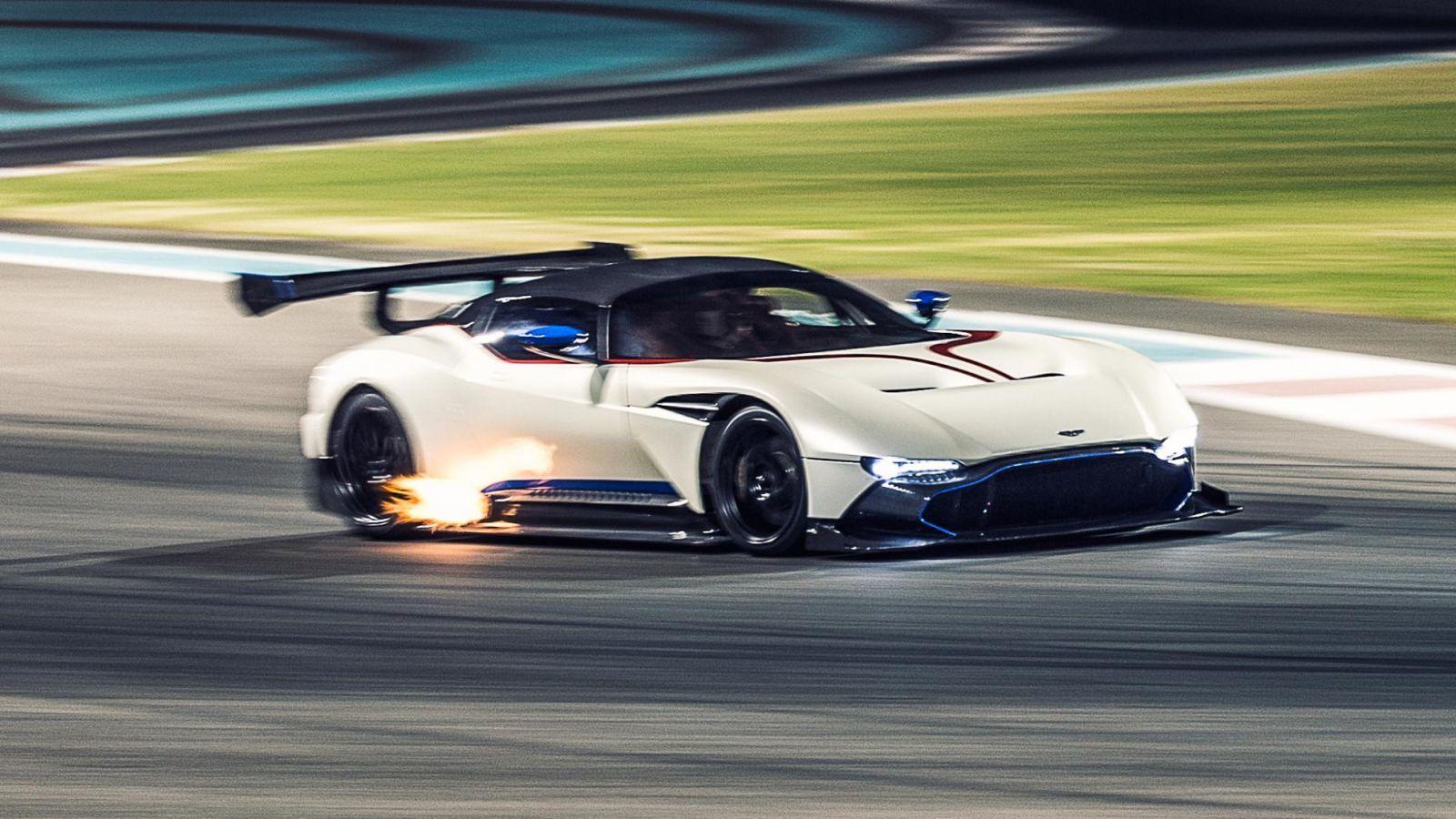 Aston Martin Vulcan Wallpapers