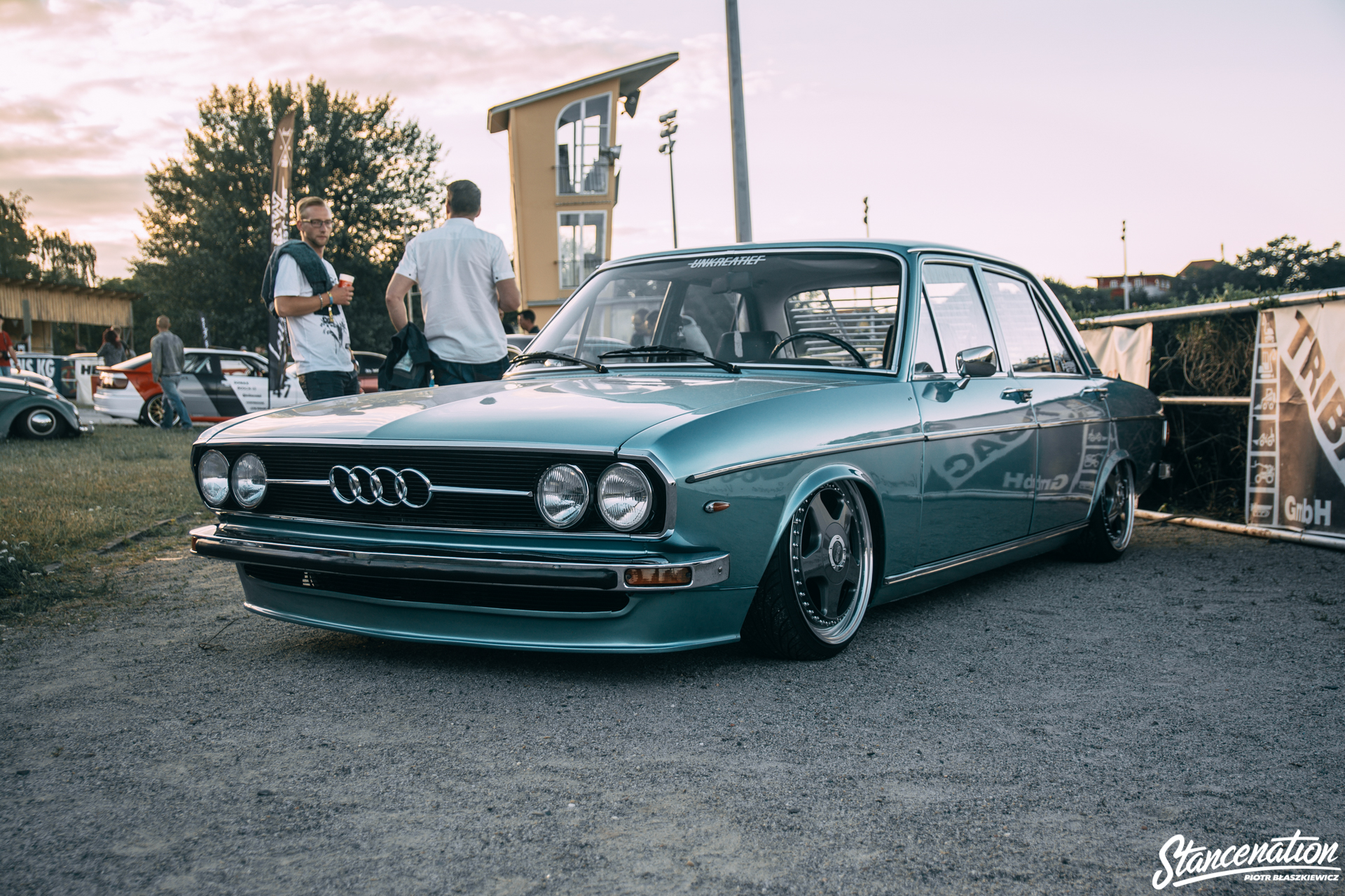 Audi 100 Wallpapers