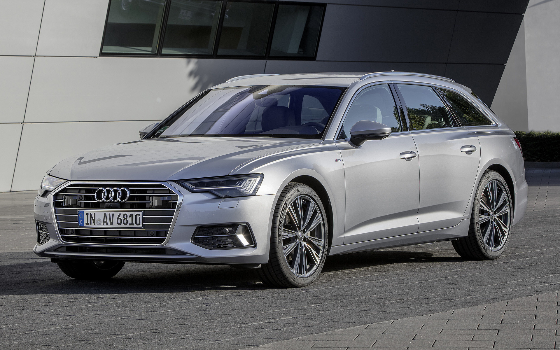 Audi A6 Avant Wallpapers