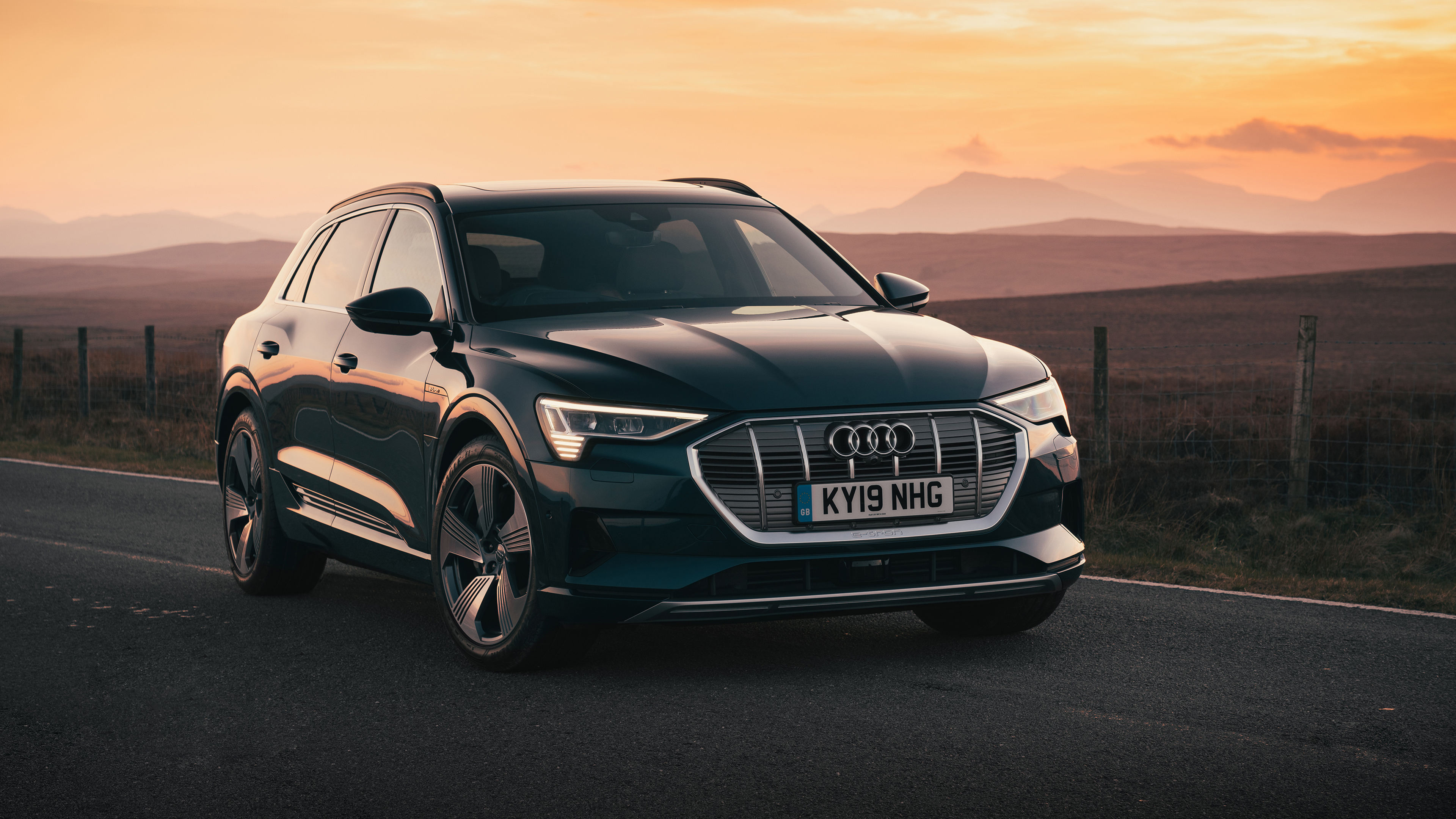 Audi E-Tron Quattro Wallpapers