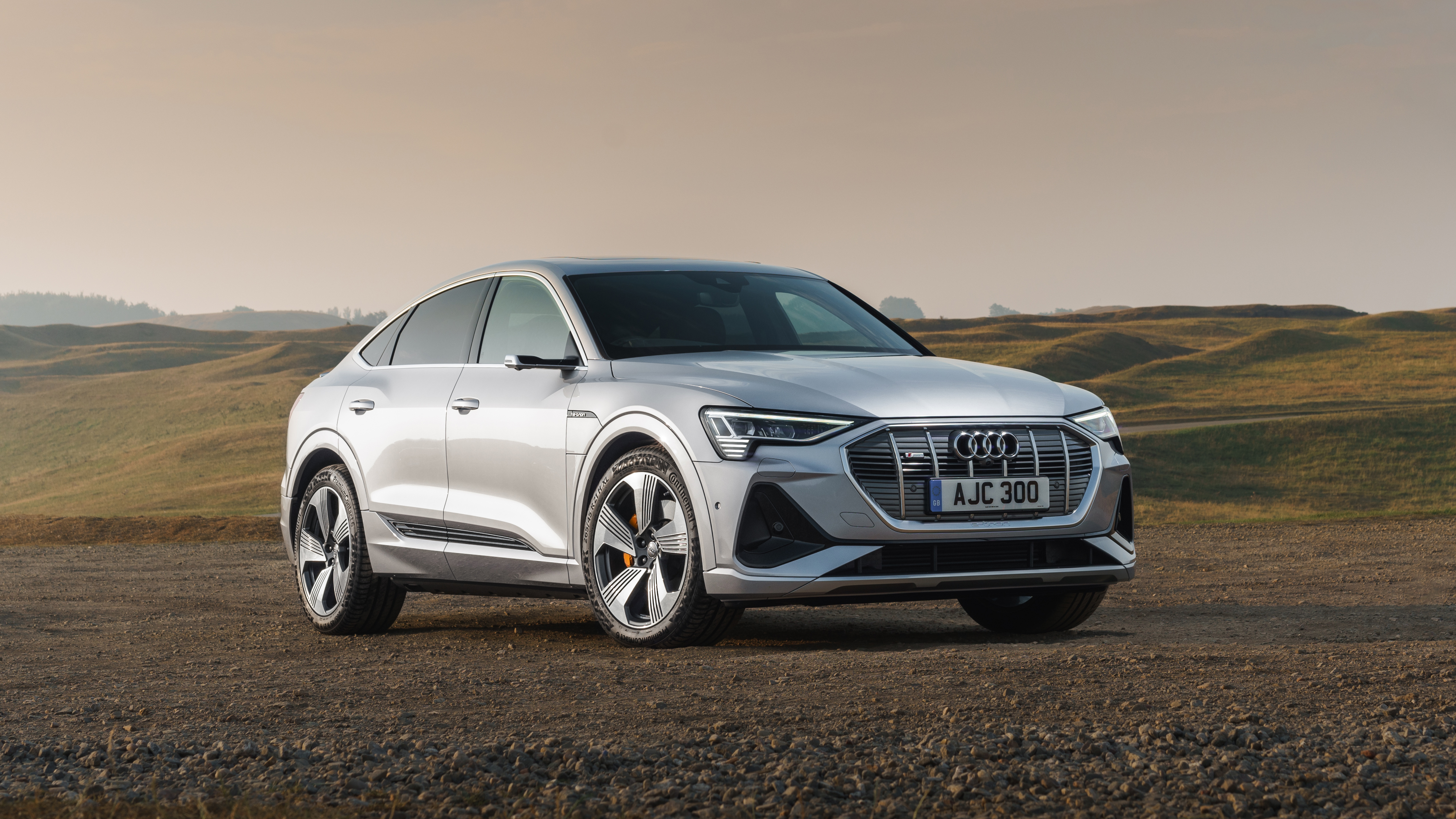 Audi E-Tron Sportback S Line Wallpapers