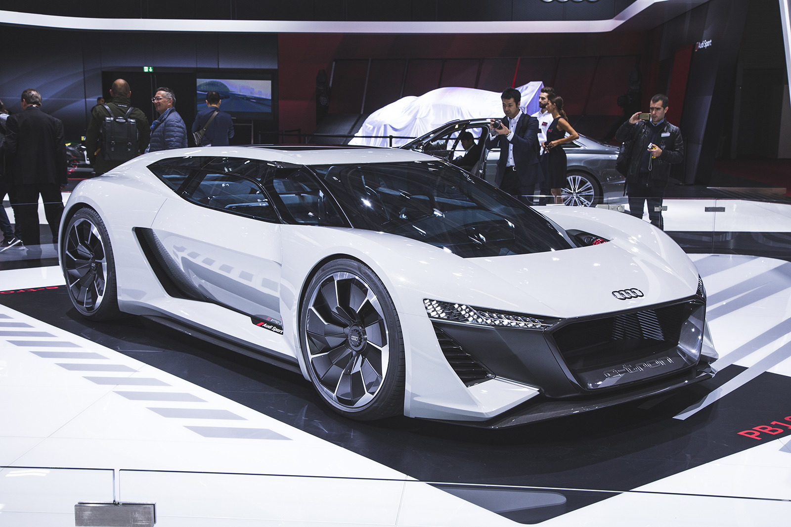 Audi Pb18 E-Tron Wallpapers