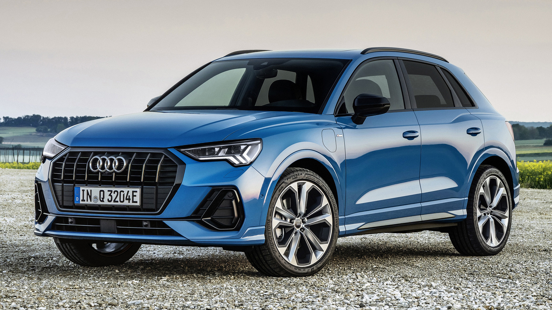 Audi Q3 45 Tfsi Plug-In Hybrid S Line Wallpapers