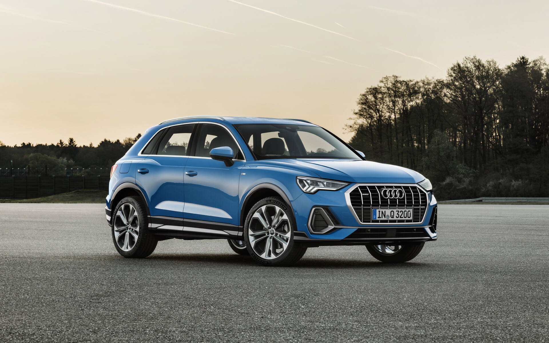 Audi Q3 45 Tfsi Plug-In Hybrid S Line Wallpapers