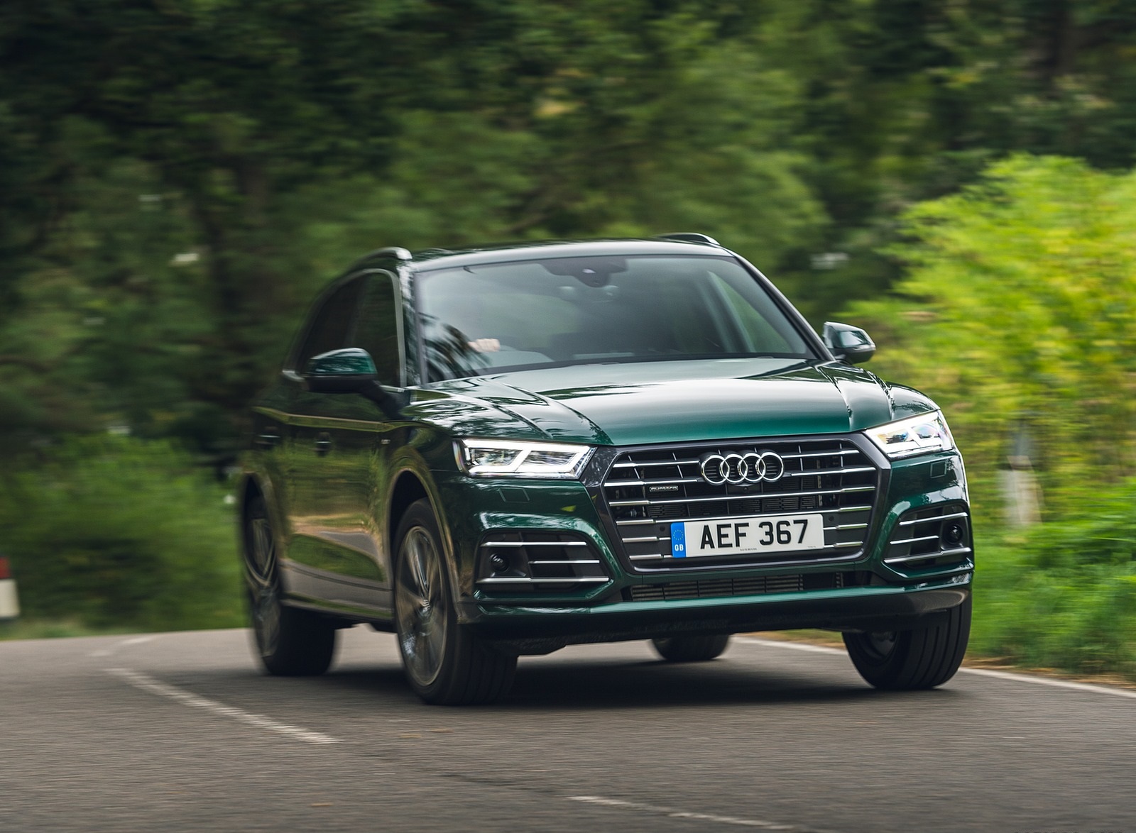 Audi Q5 Plug-In Hybrid S Line Wallpapers