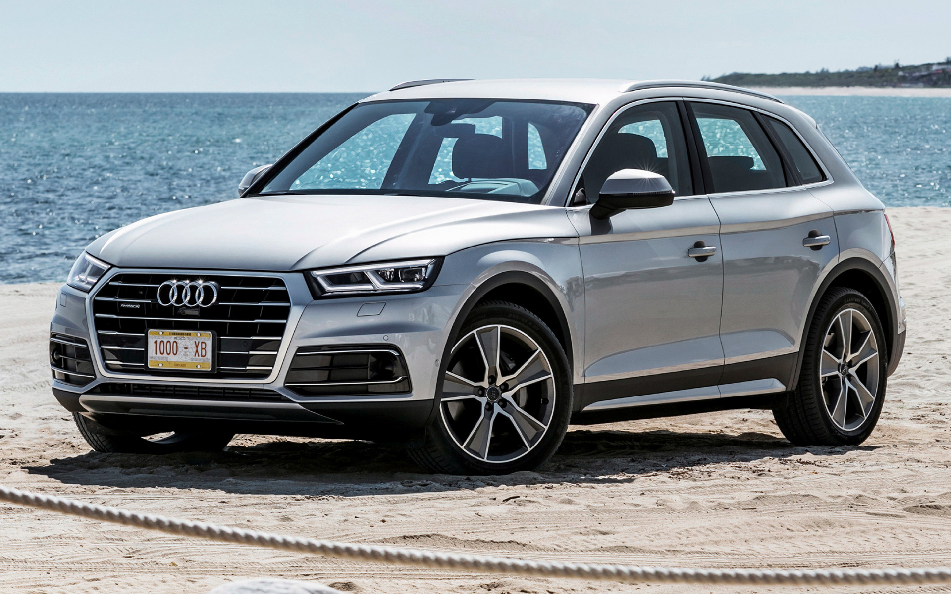 Audi Q5 Wallpapers