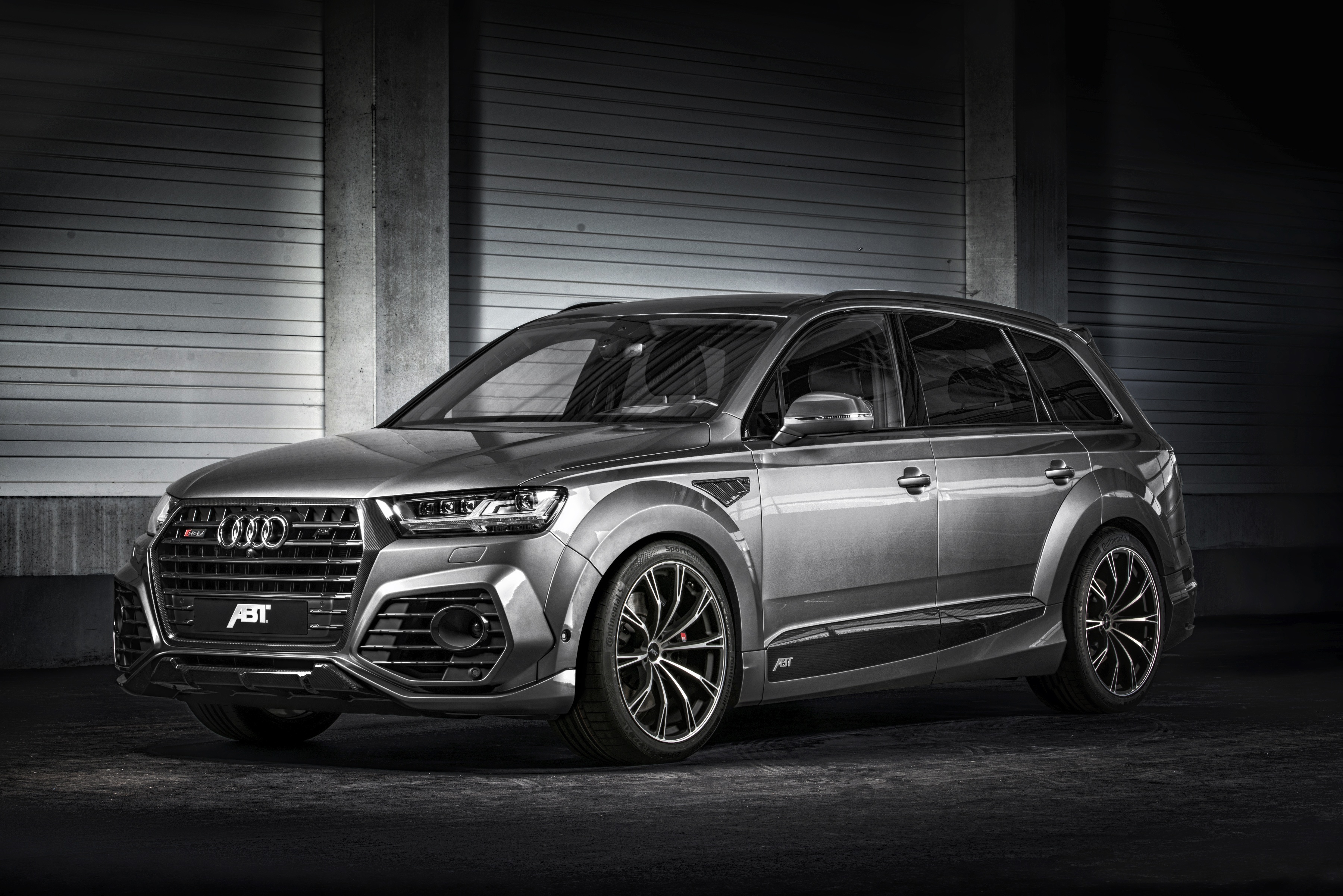 Audi Q7 Wallpapers