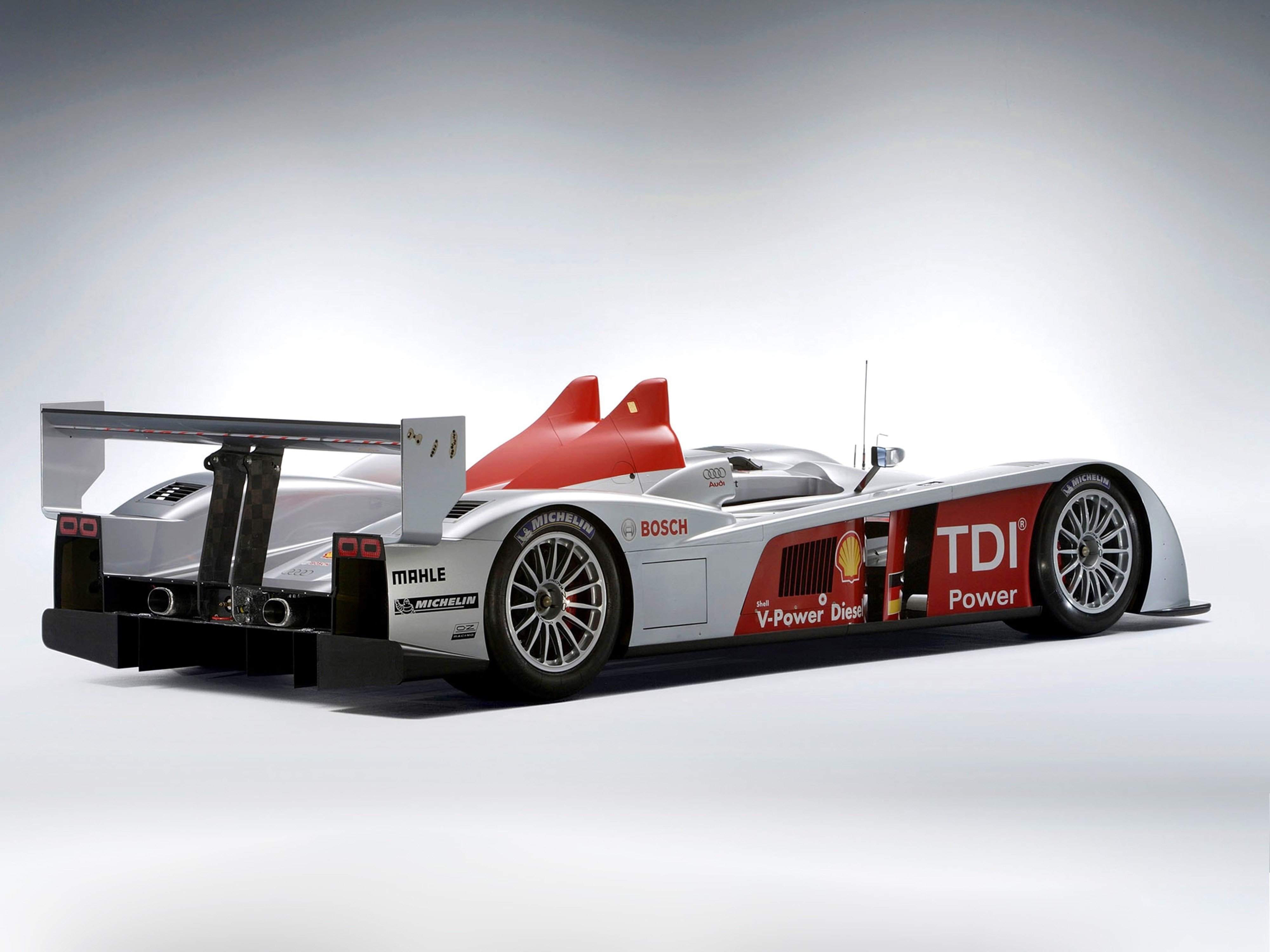 Audi R10 Python Wallpapers