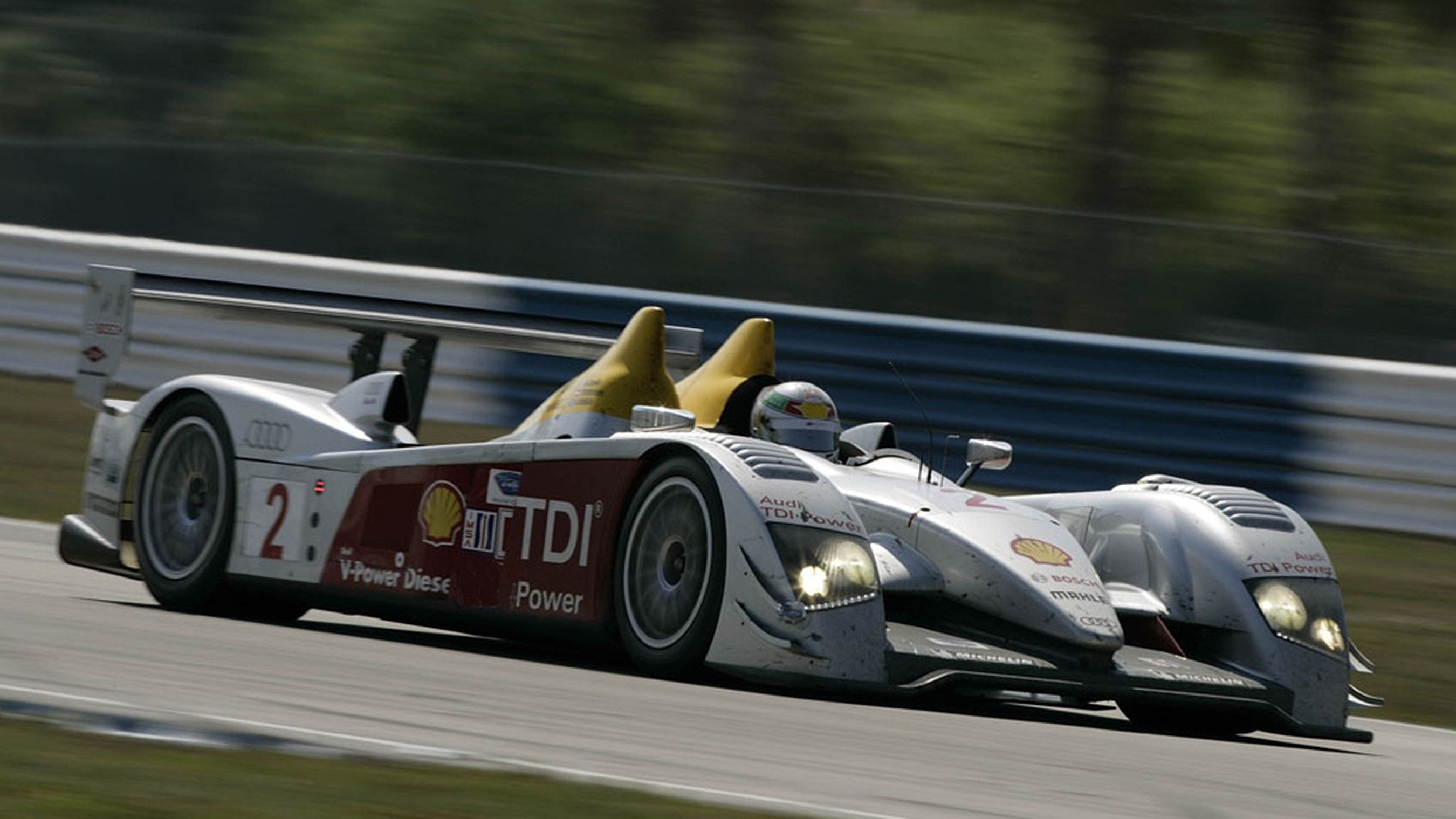 Audi R10 Tdi Wallpapers