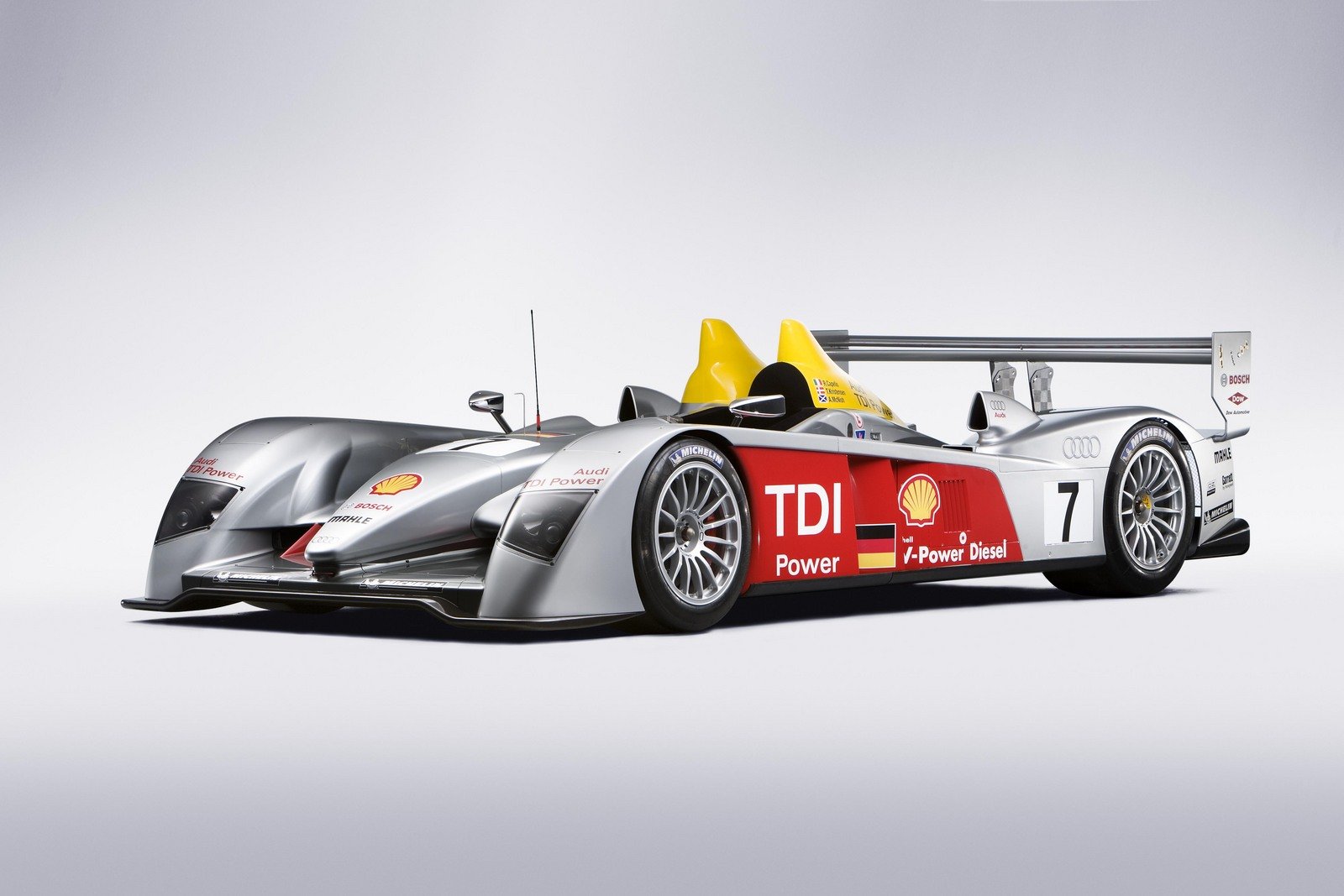 Audi R10 Tdi Wallpapers