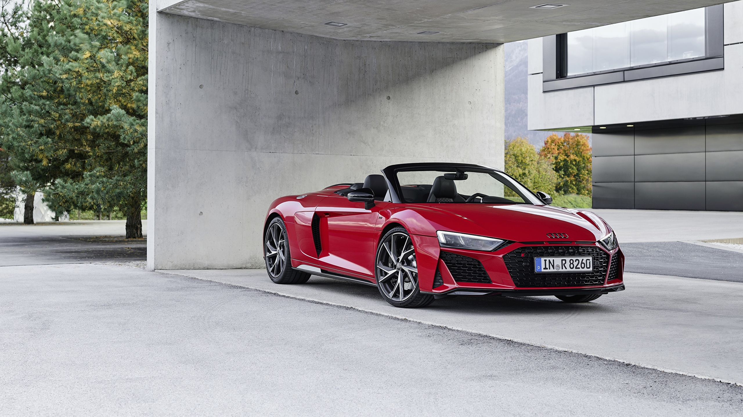 Audi R8 Spyder V10 Plus 4K Side View 2017 Wallpapers