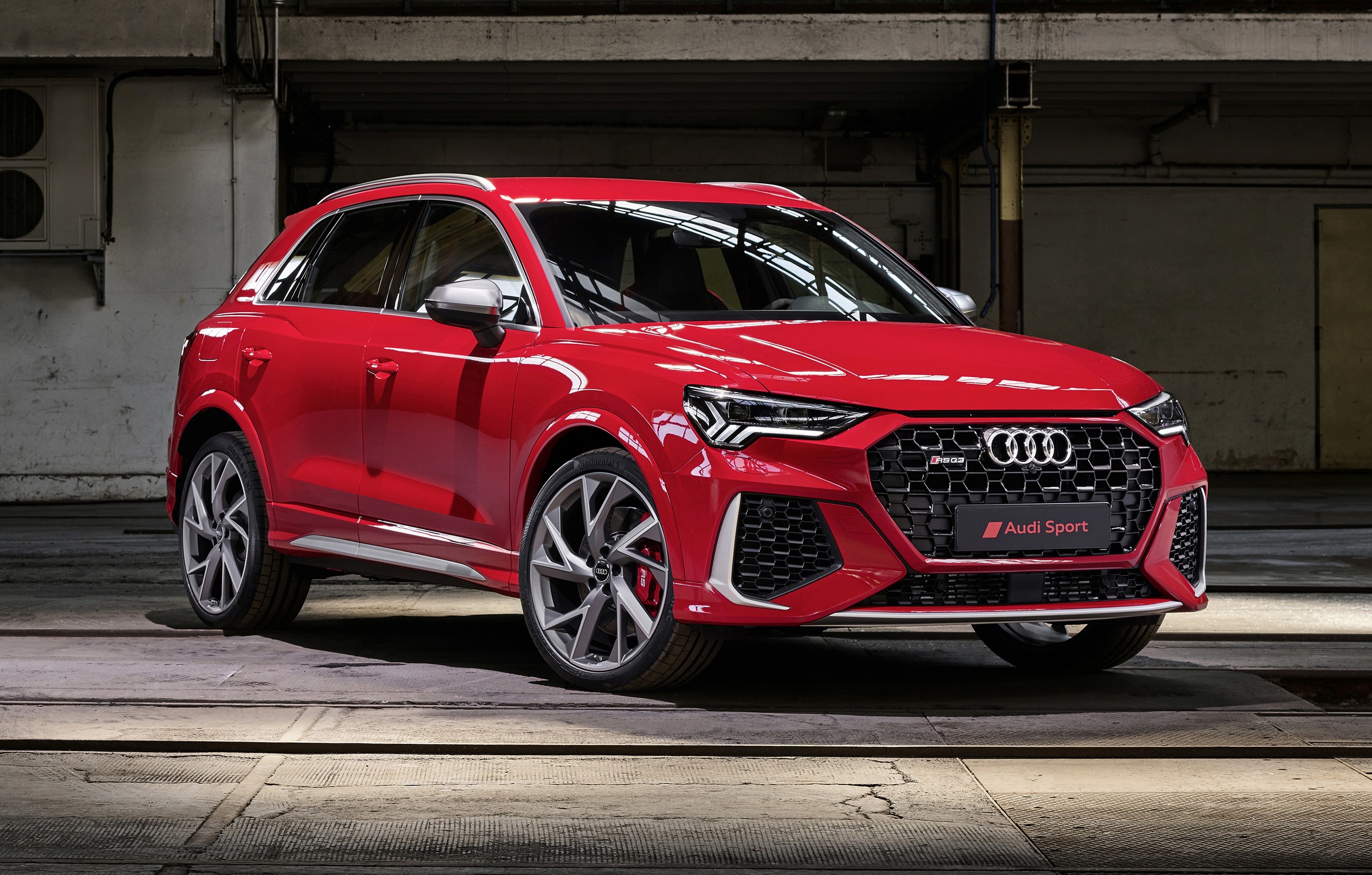 Audi Rs Q3 Wallpapers