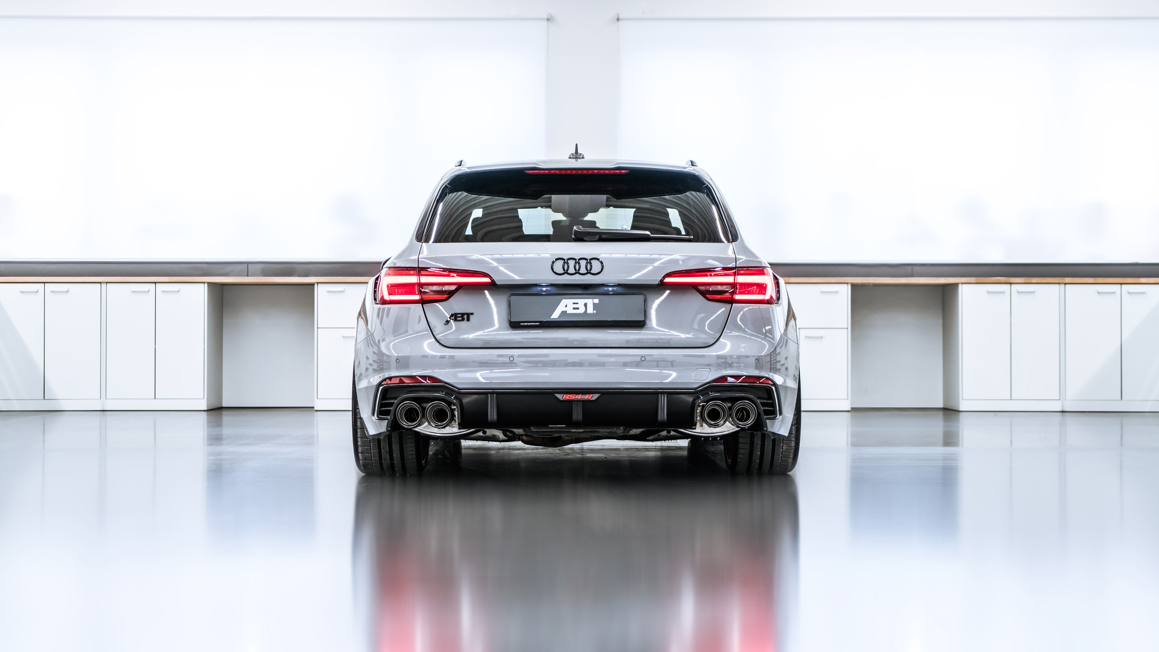 Audi Rs4 Wallpapers