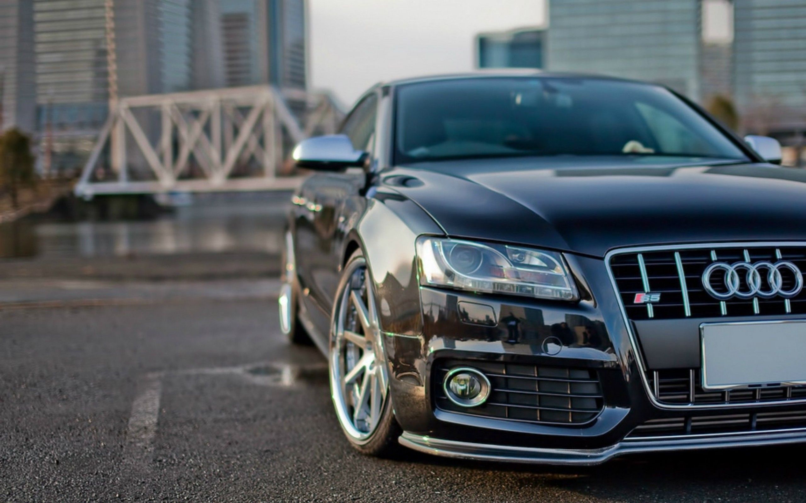 Audi S4 Avant Wallpapers