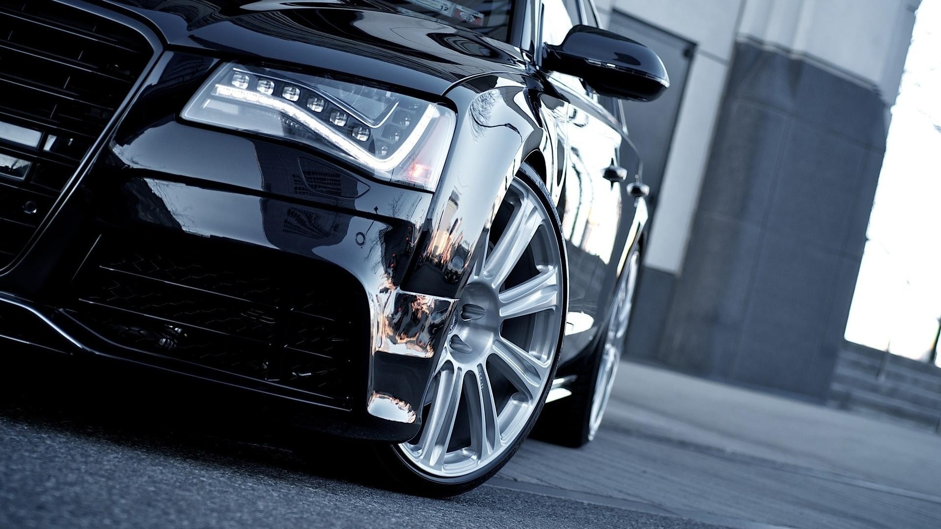 Audi S8 Wallpapers