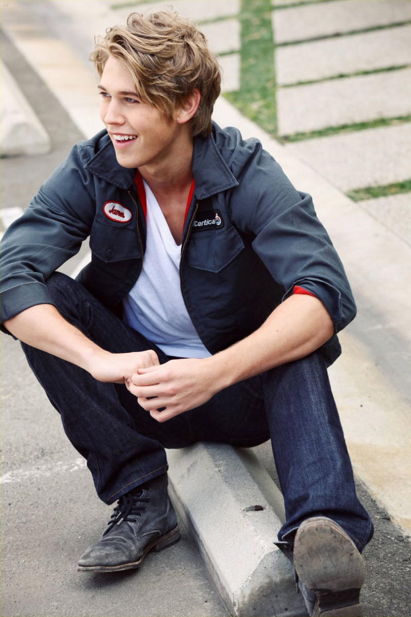 Austin Butler Cute Wallpapers