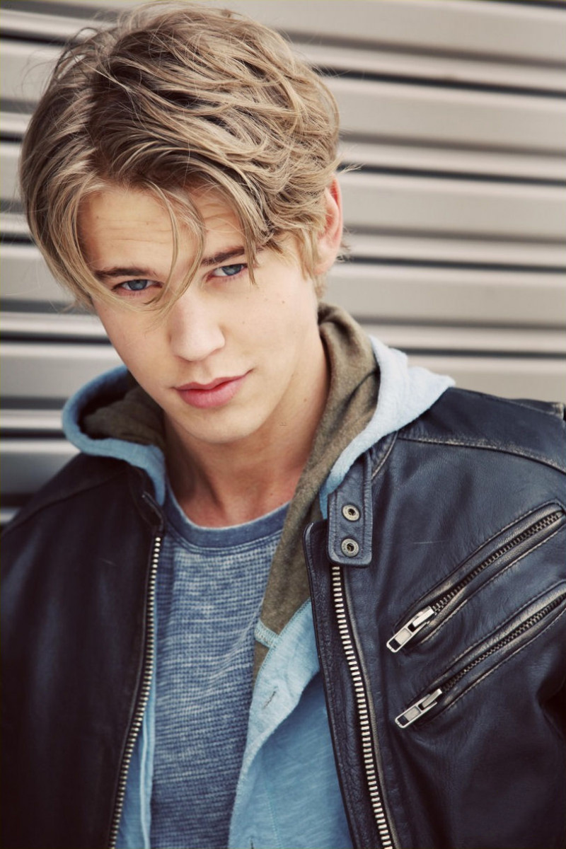 Austin Butler Cute Wallpapers