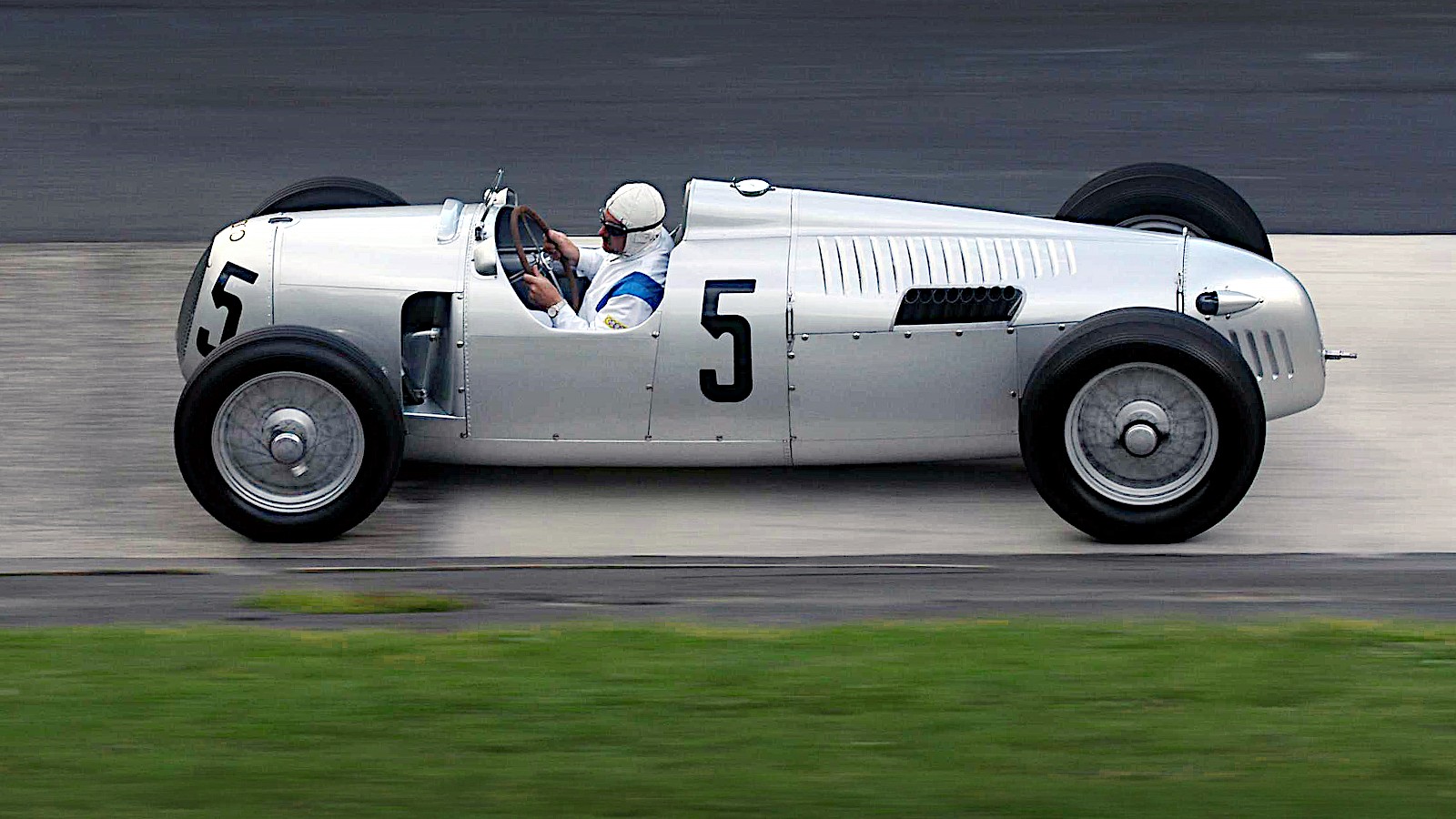 Auto Union Silver Arrow Type A Wallpapers