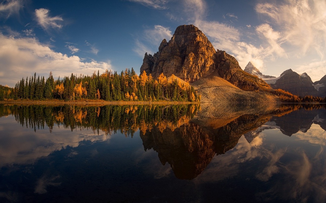 Autumn Mountains Desktop Wallpapers