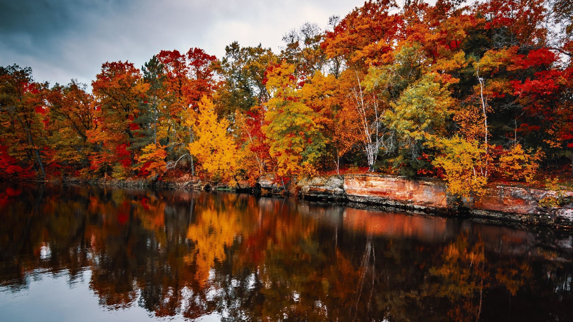 Autumn Reflection Wallpapers