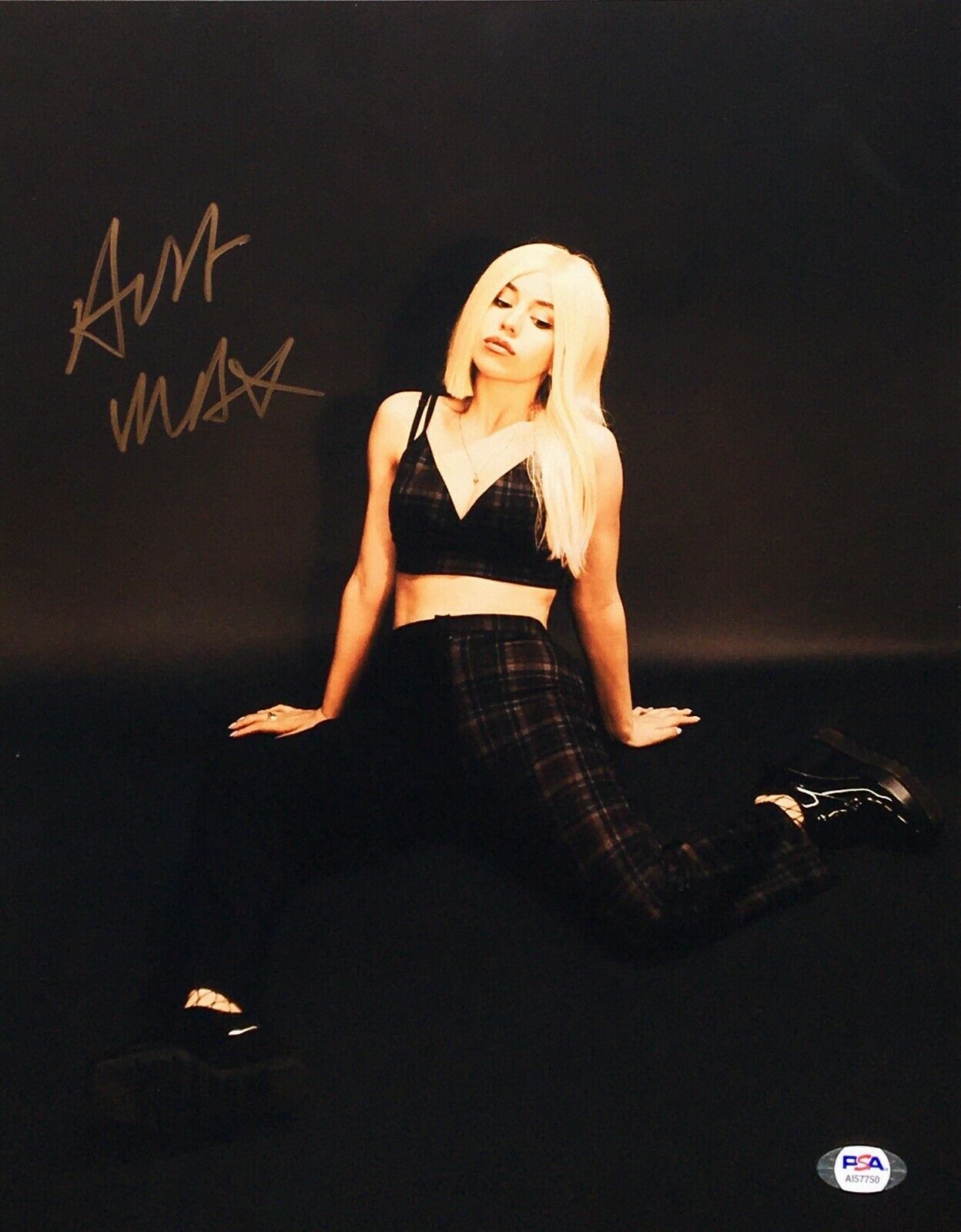 Ava Max Wallpapers