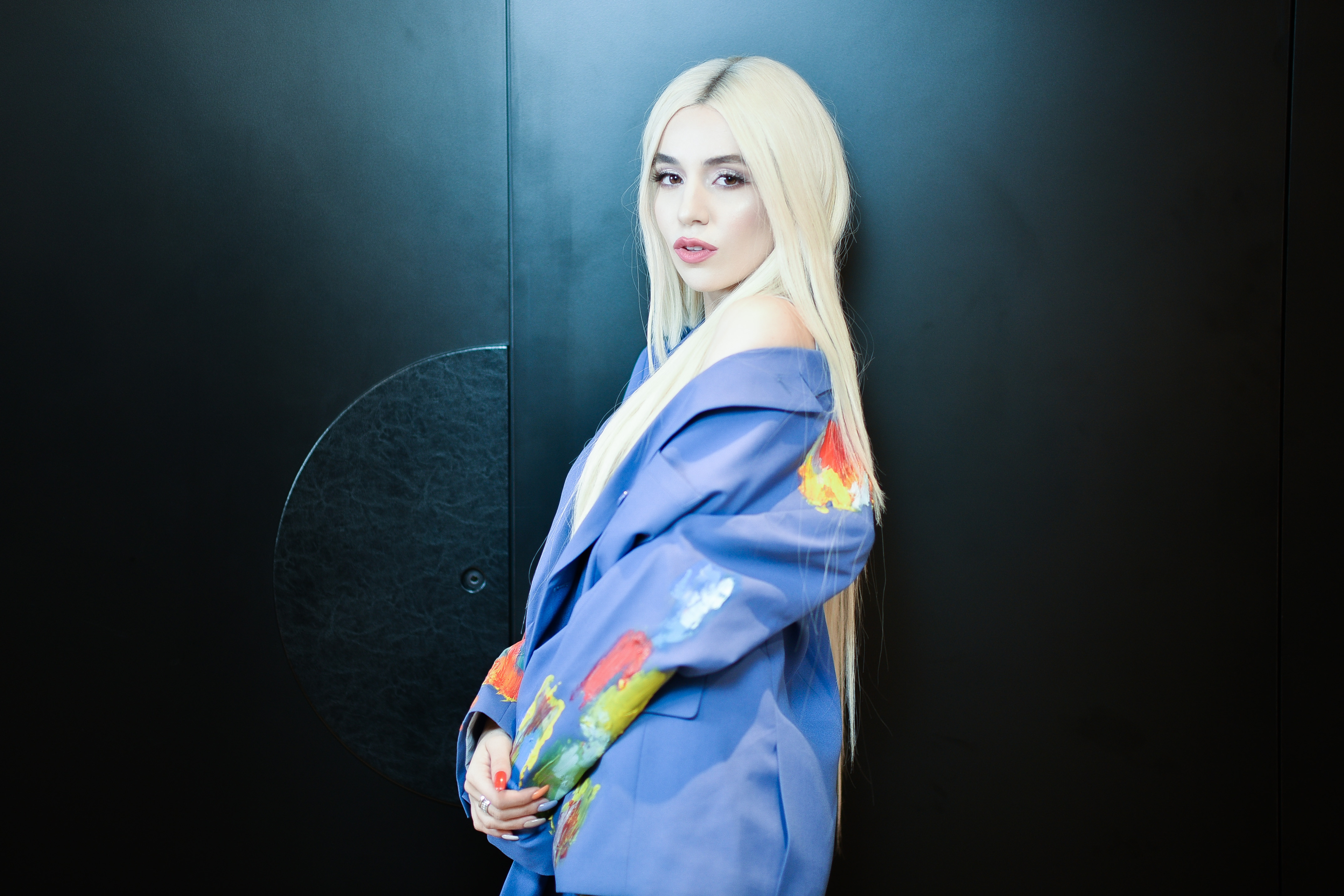 Ava Max Wallpapers