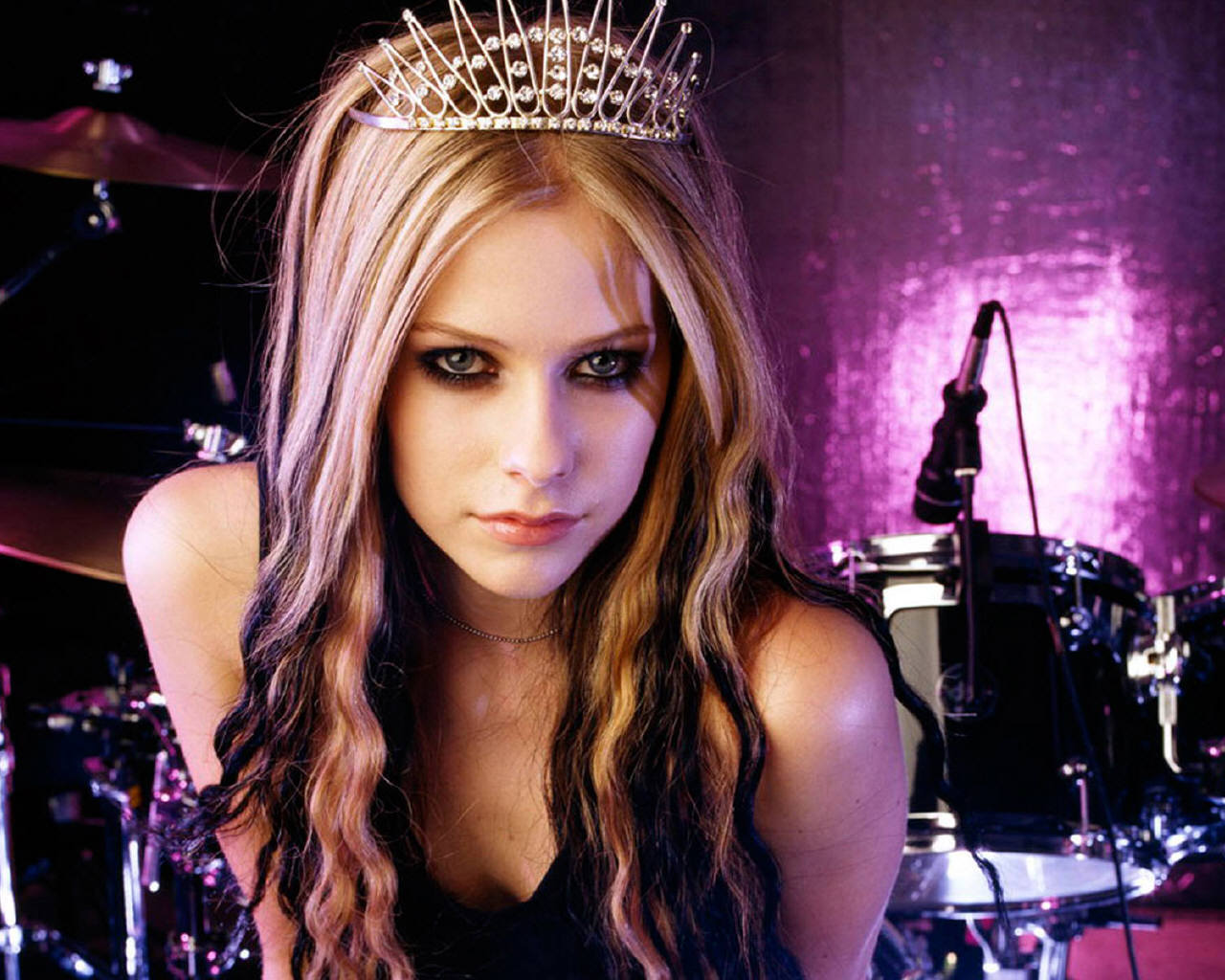 Avril Lavigne Wallpapers