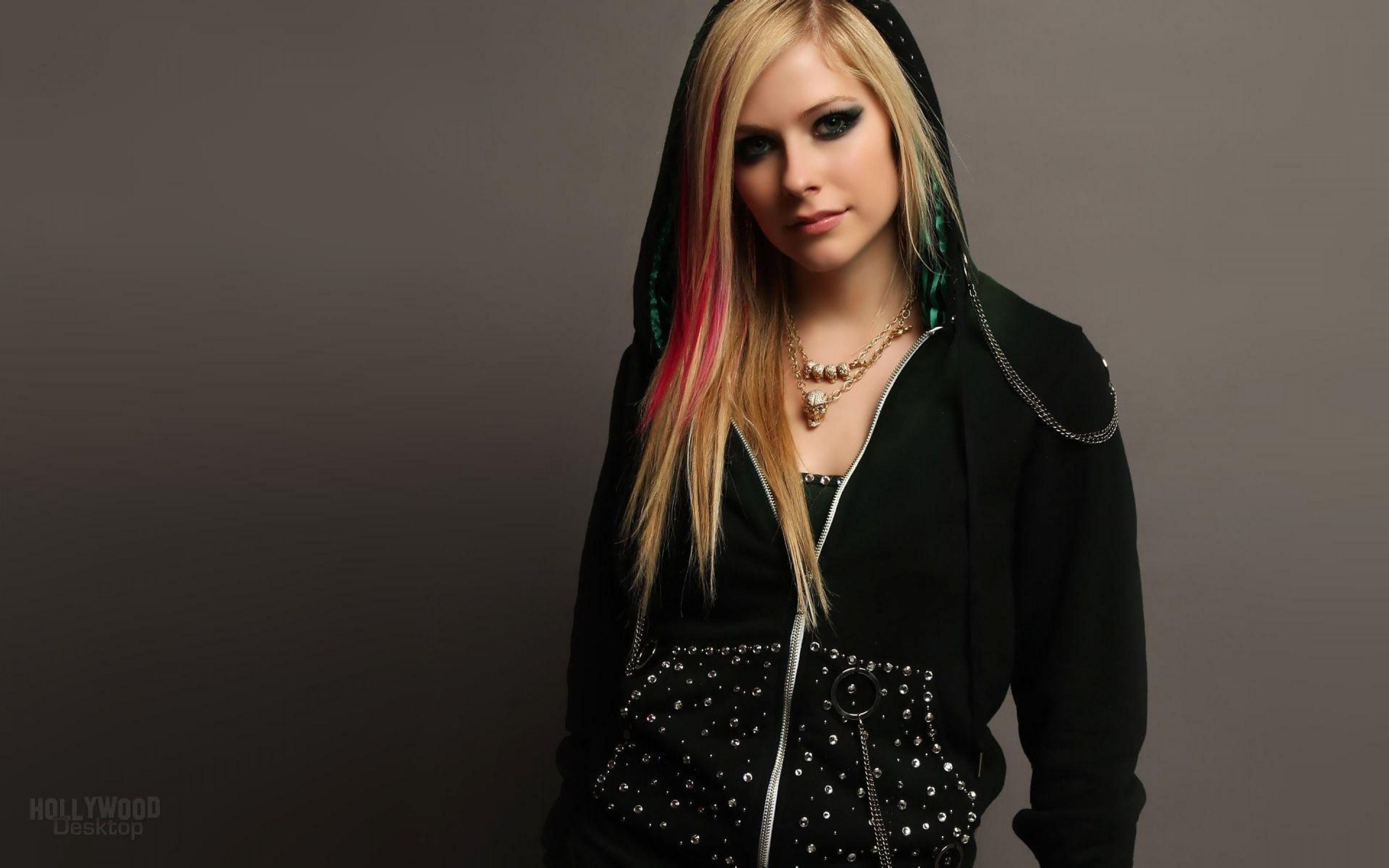 Avril Lavigne Wallpapers