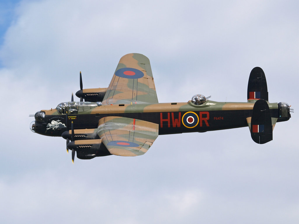 Avro Lancaster Wallpapers